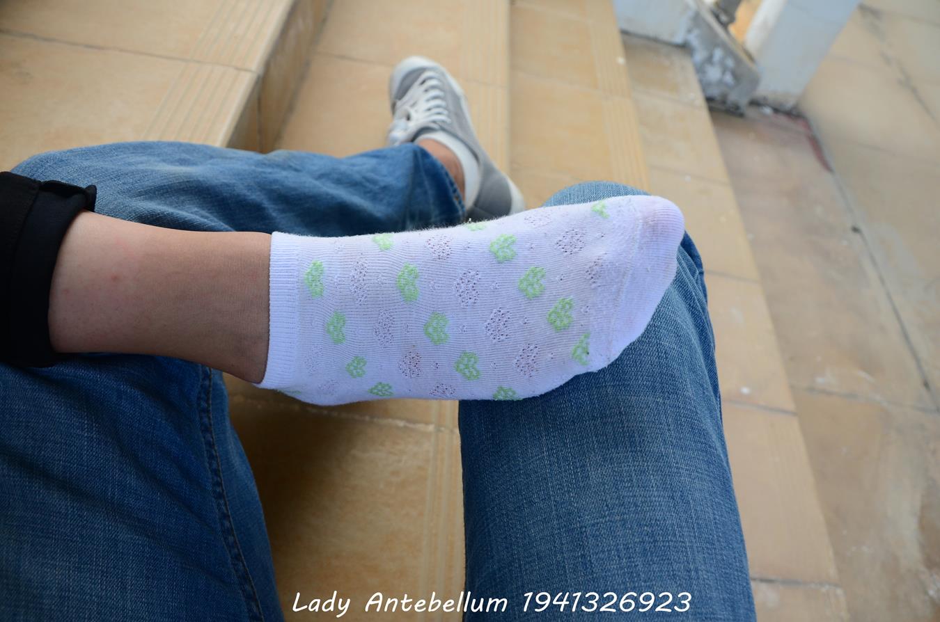 图片[23]-[战前女神] 美腿美足精品摄影套图 040 [117P] – 速更版-美库