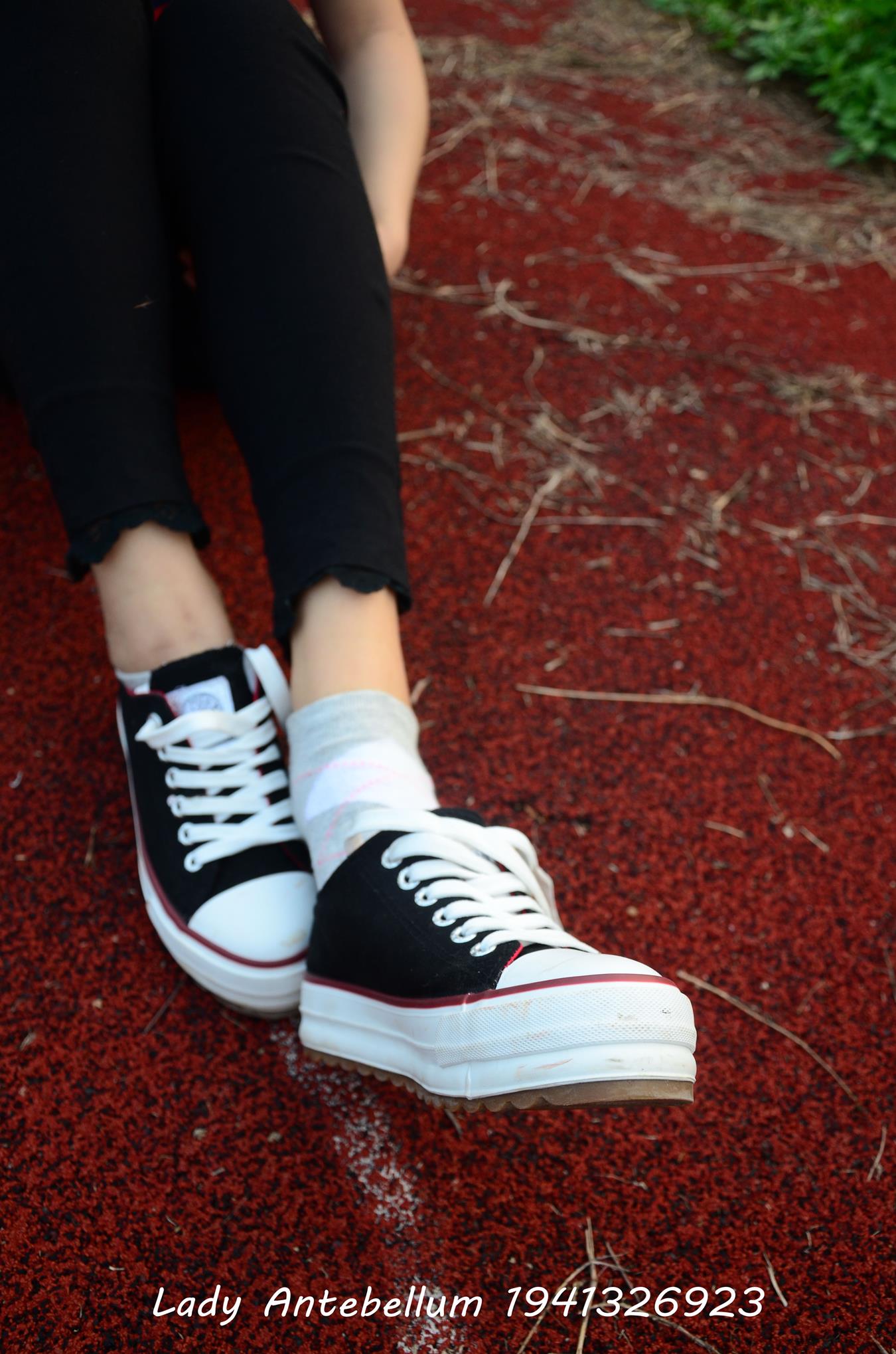 图片[14]-[战前女神] 美腿美足精品摄影套图 041 [92P] – 速更版-美库