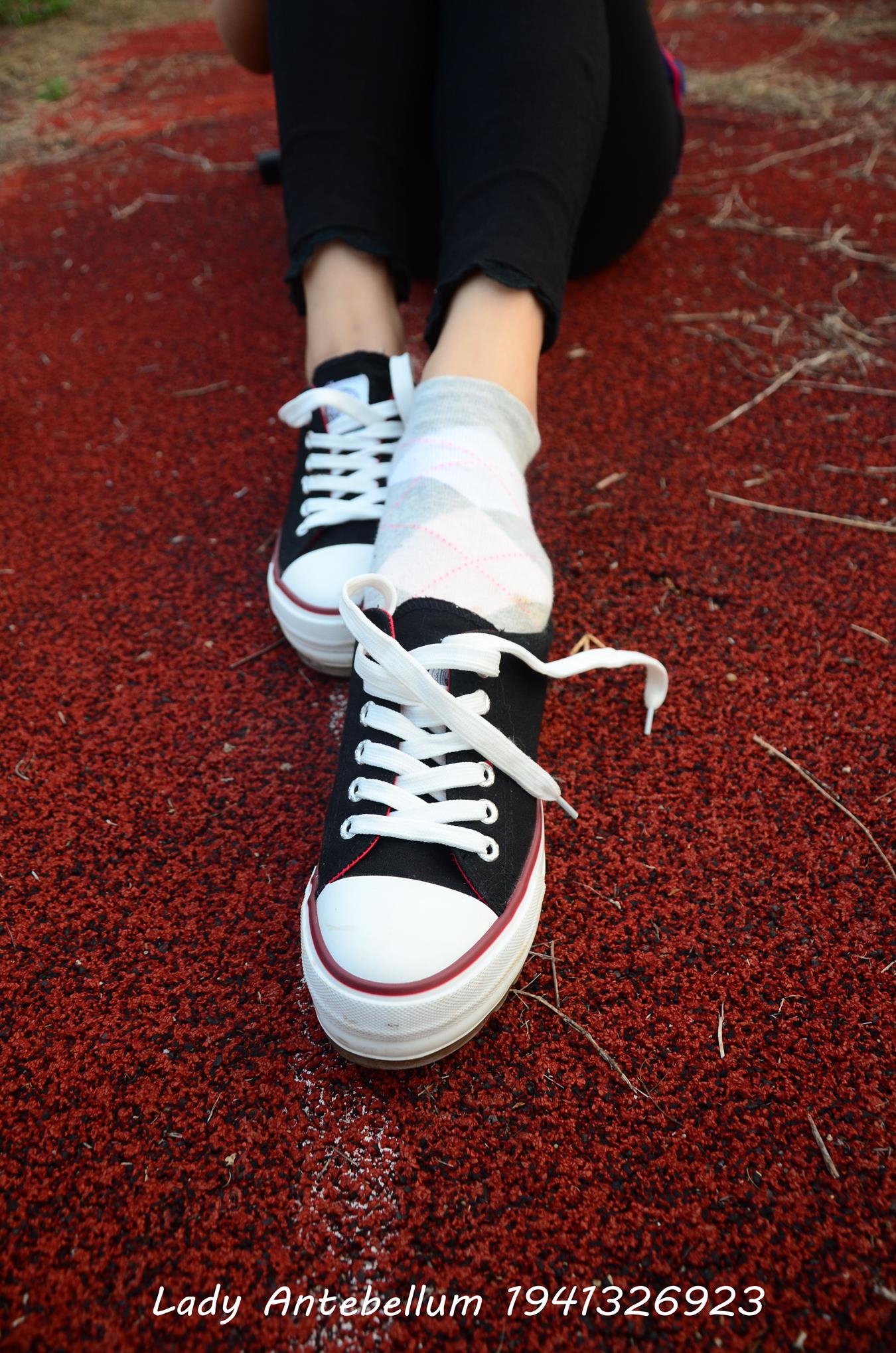 图片[18]-[战前女神] 美腿美足精品摄影套图 041 [92P] – 速更版-美库