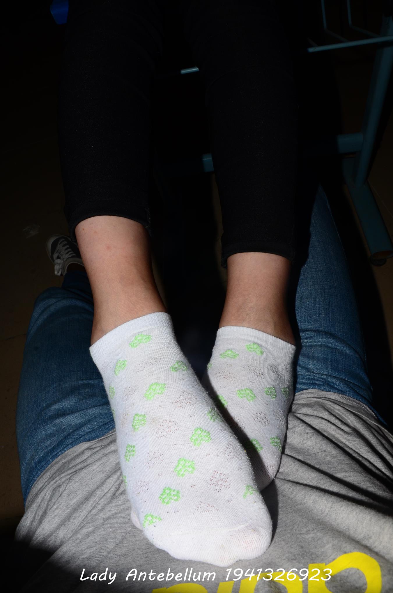 图片[40]-[战前女神] 美腿美足精品摄影套图 040 [117P] – 速更版-美库