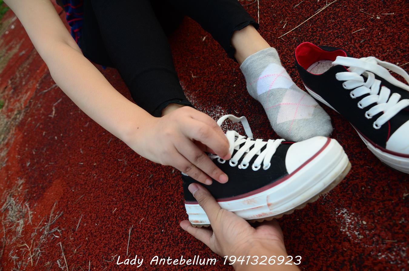 图片[31]-[战前女神] 美腿美足精品摄影套图 041 [92P] – 速更版-美库