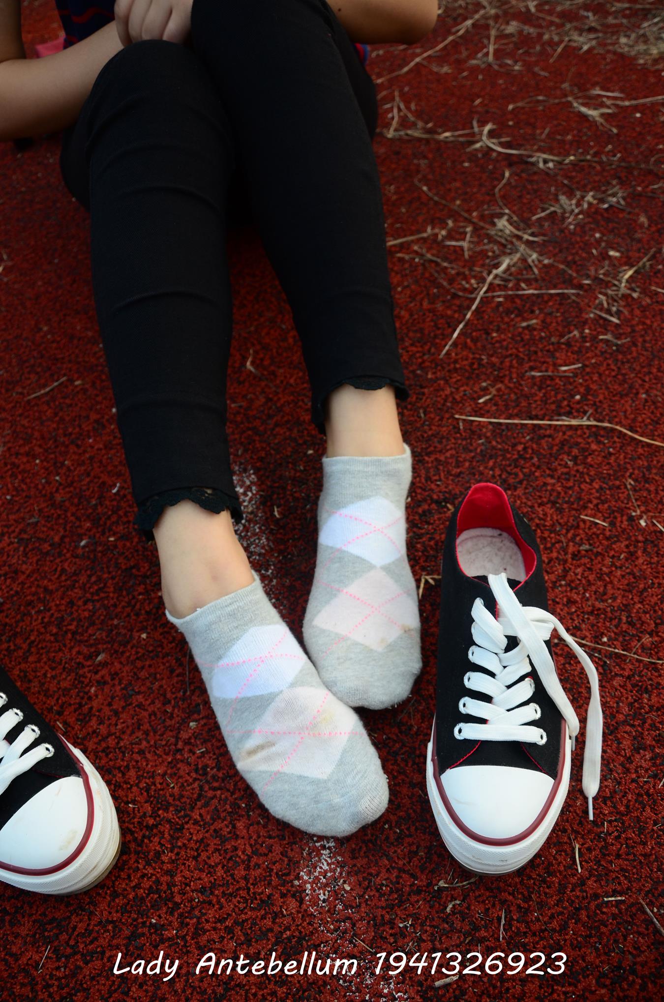 图片[38]-[战前女神] 美腿美足精品摄影套图 041 [92P] – 速更版-美库