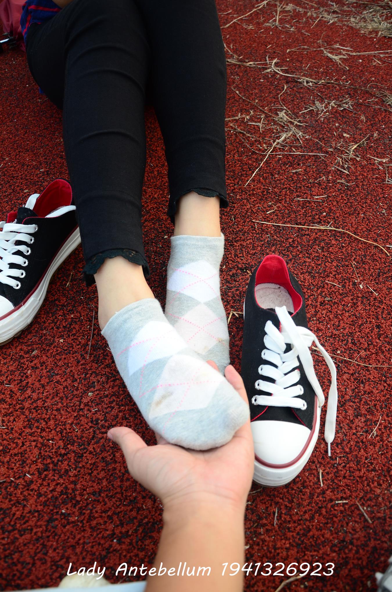 图片[41]-[战前女神] 美腿美足精品摄影套图 041 [92P] – 速更版-美库