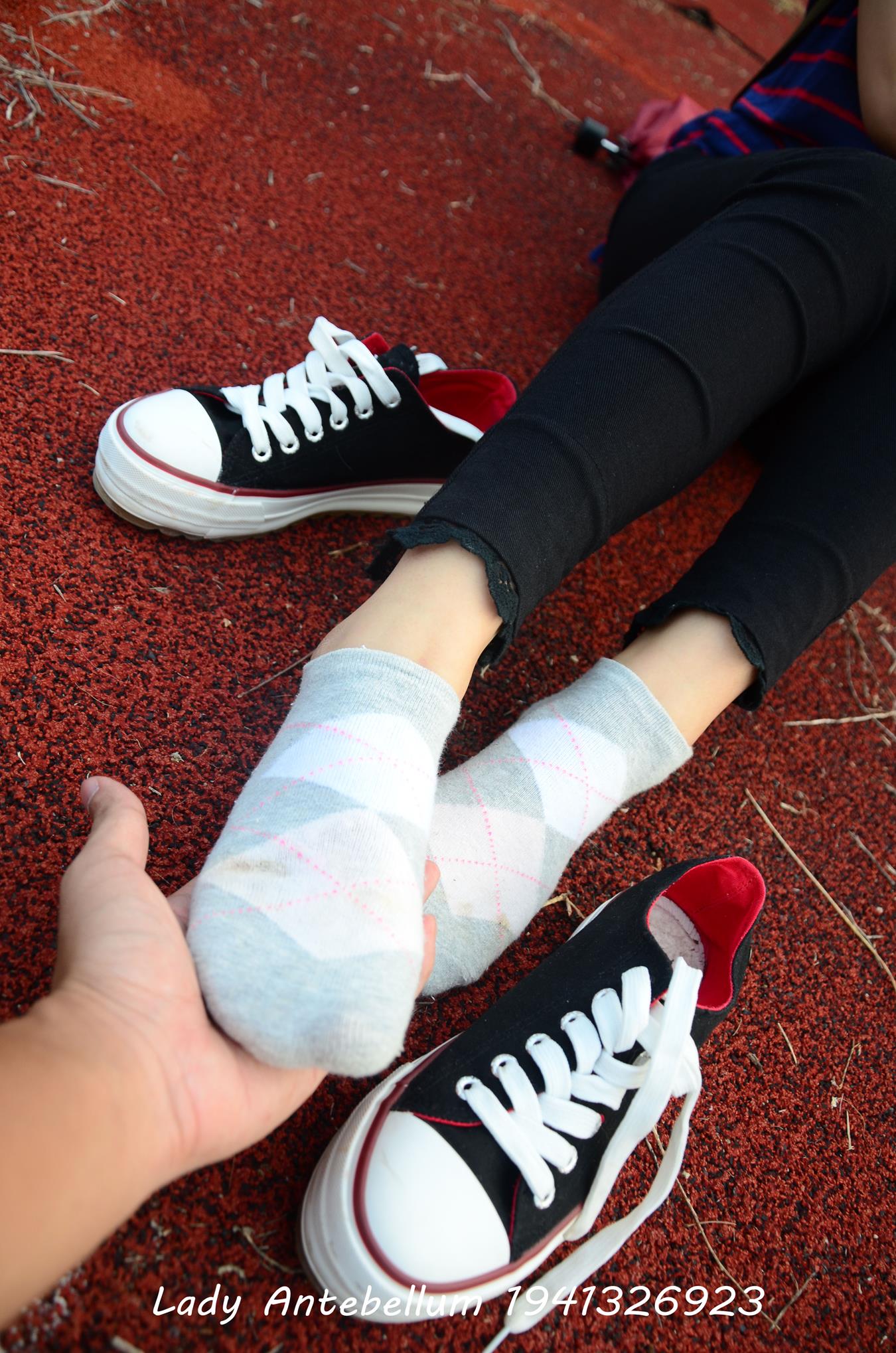 图片[42]-[战前女神] 美腿美足精品摄影套图 041 [92P] – 速更版-美库