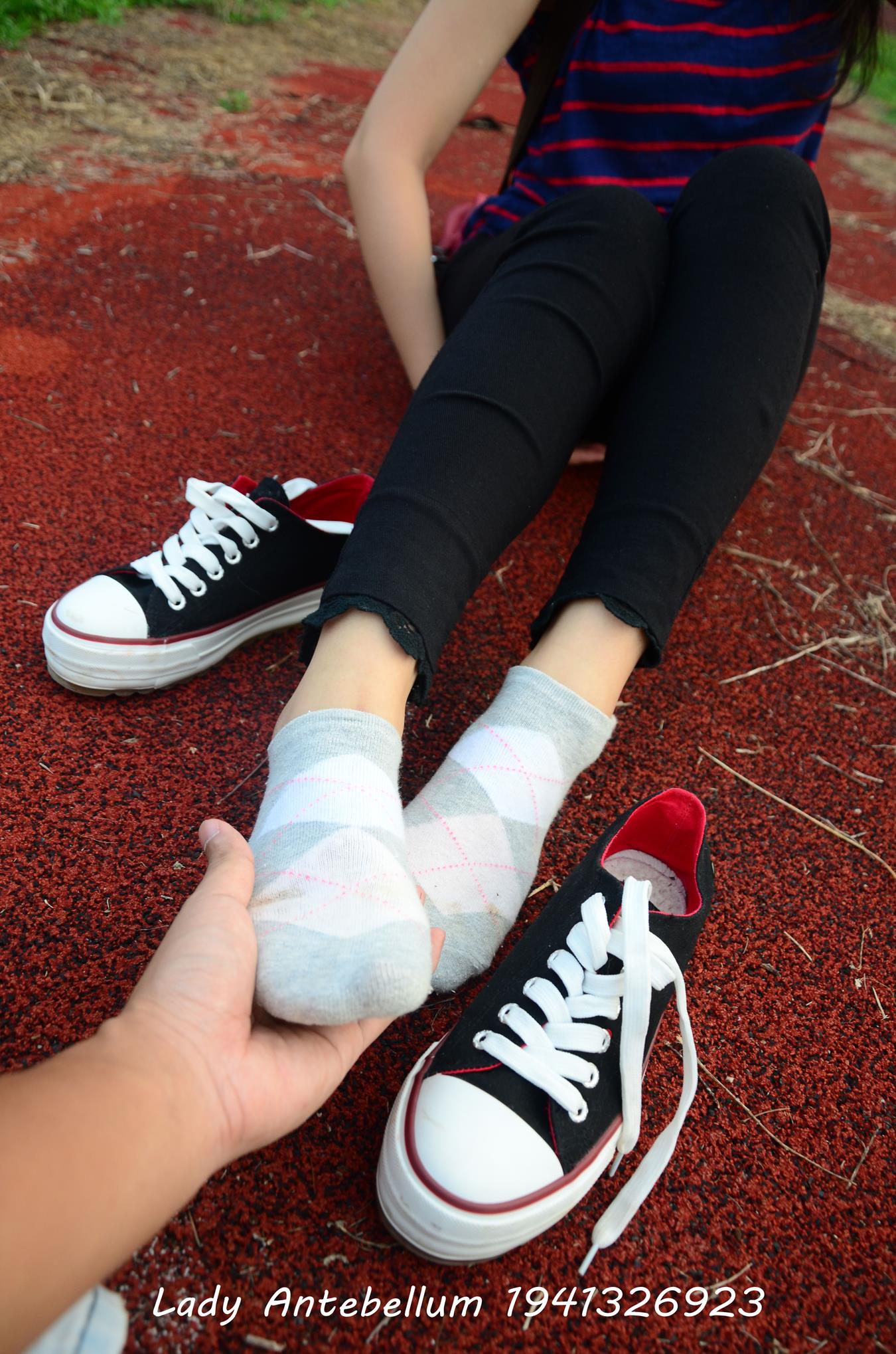 图片[43]-[战前女神] 美腿美足精品摄影套图 041 [92P] – 速更版-美库