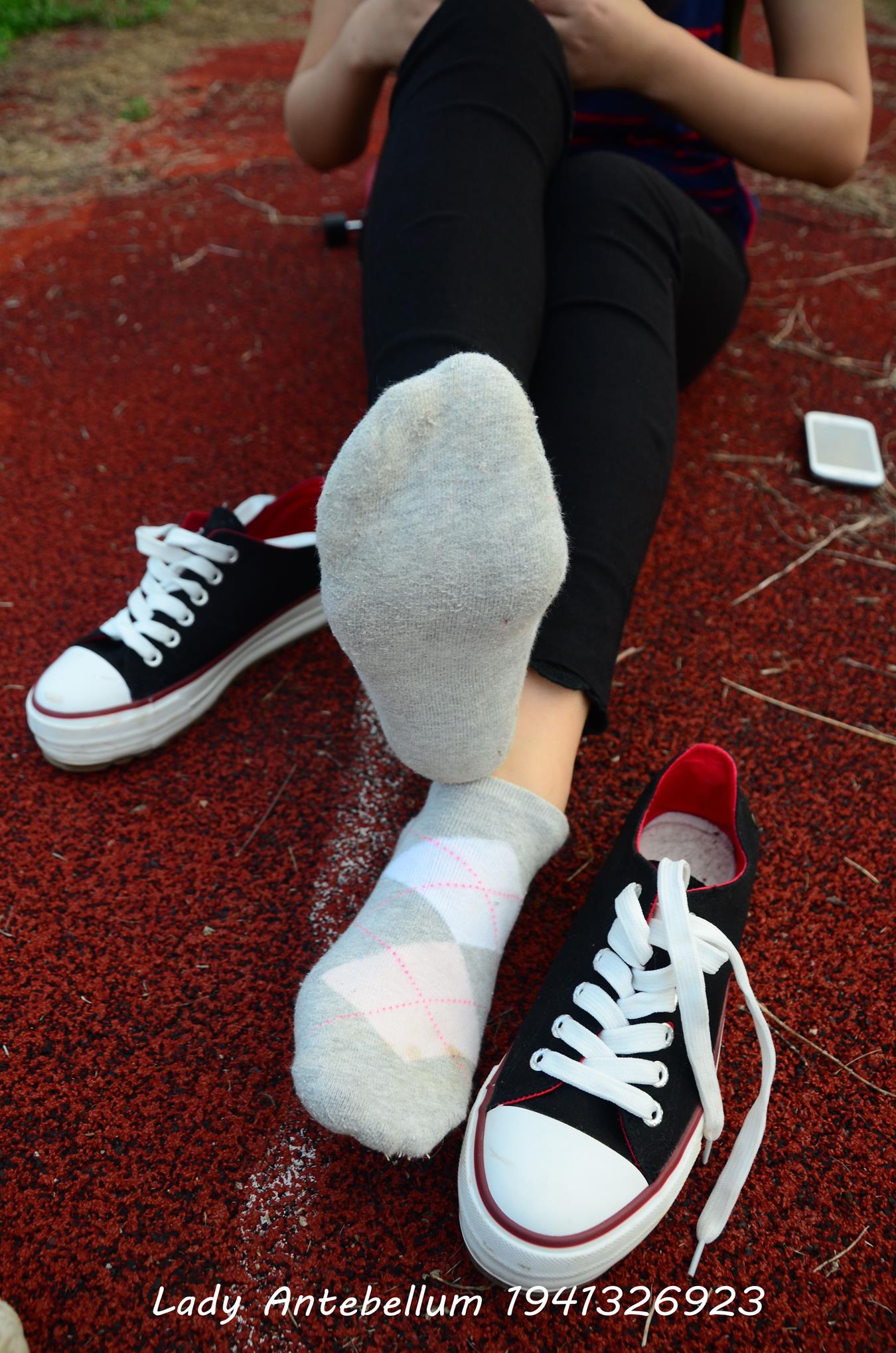 图片[47]-[战前女神] 美腿美足精品摄影套图 041 [92P] – 速更版-美库