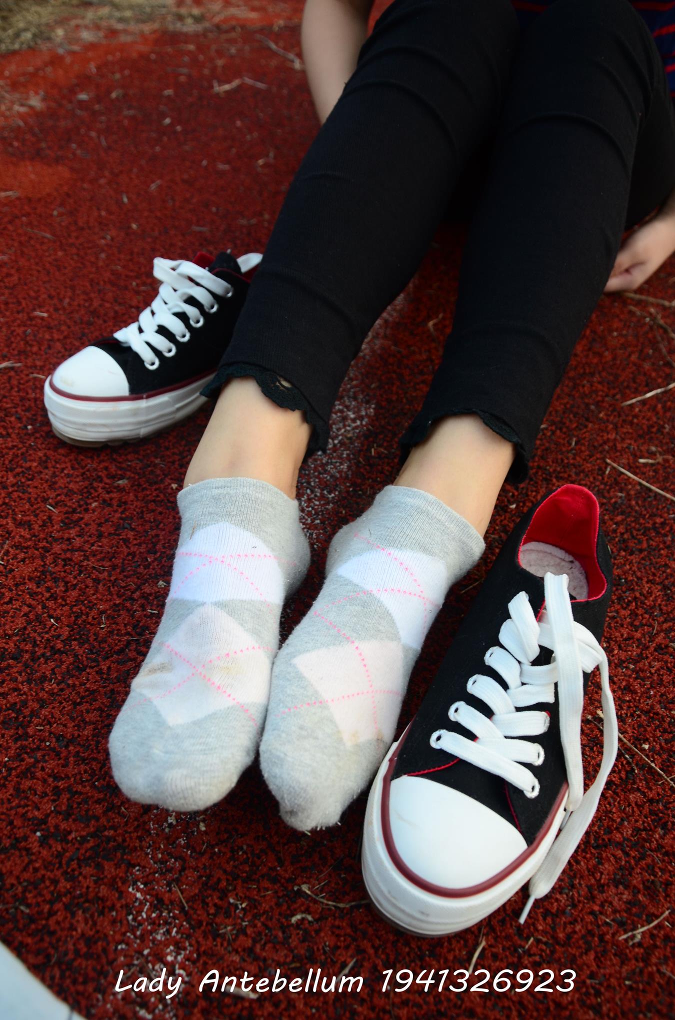 图片[50]-[战前女神] 美腿美足精品摄影套图 041 [92P] – 速更版-美库