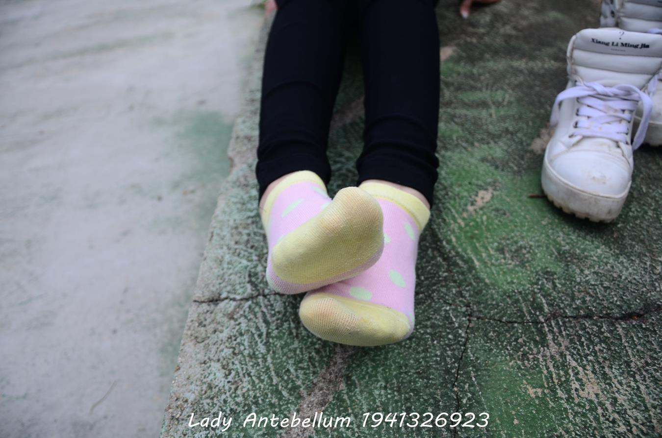 图片[50]-[战前女神] 美腿美足精品摄影套图 042 [100P] – 速更版-美库