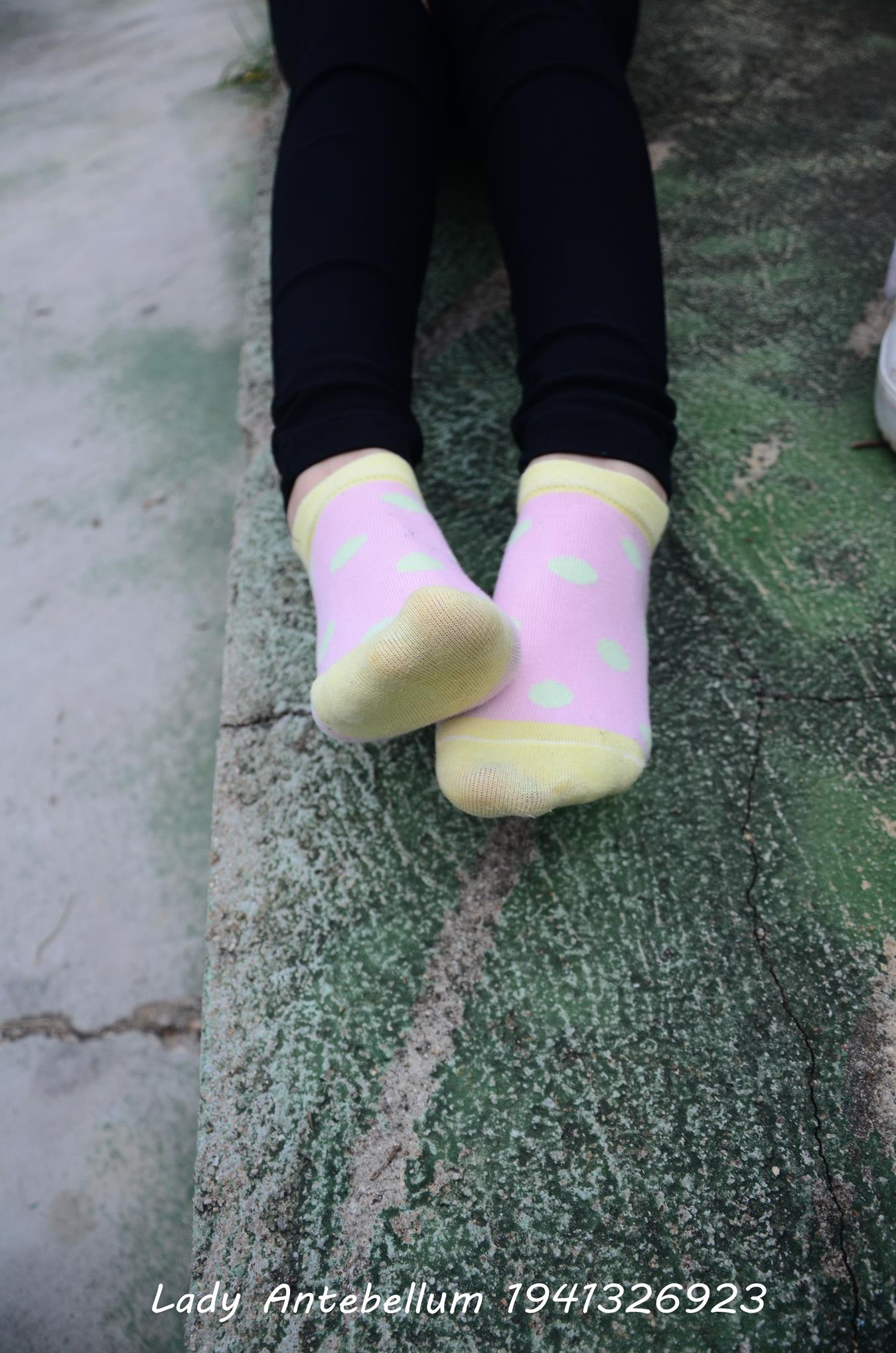 图片[51]-[战前女神] 美腿美足精品摄影套图 042 [100P] – 速更版-美库