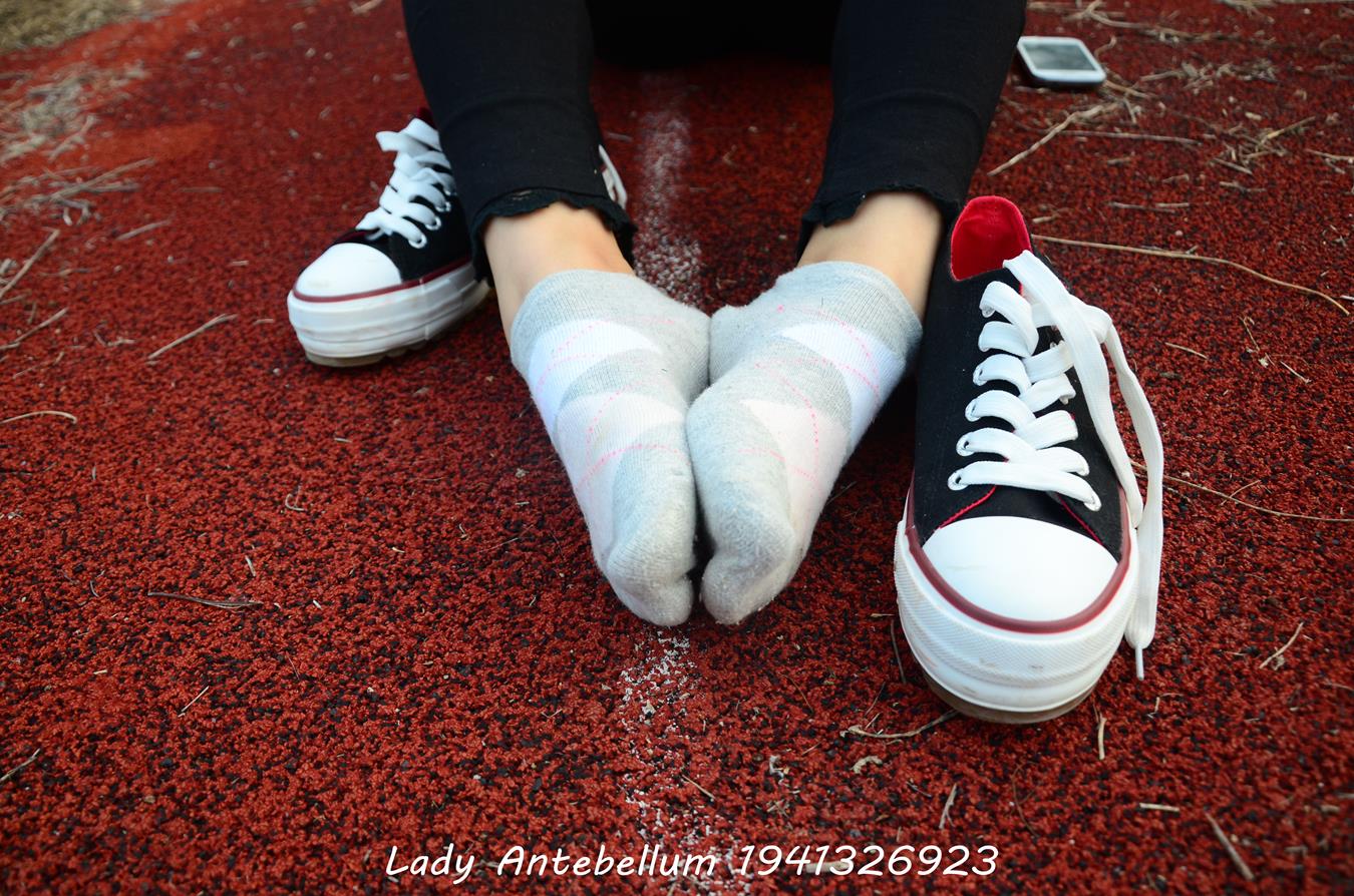 图片[57]-[战前女神] 美腿美足精品摄影套图 041 [92P] – 速更版-美库