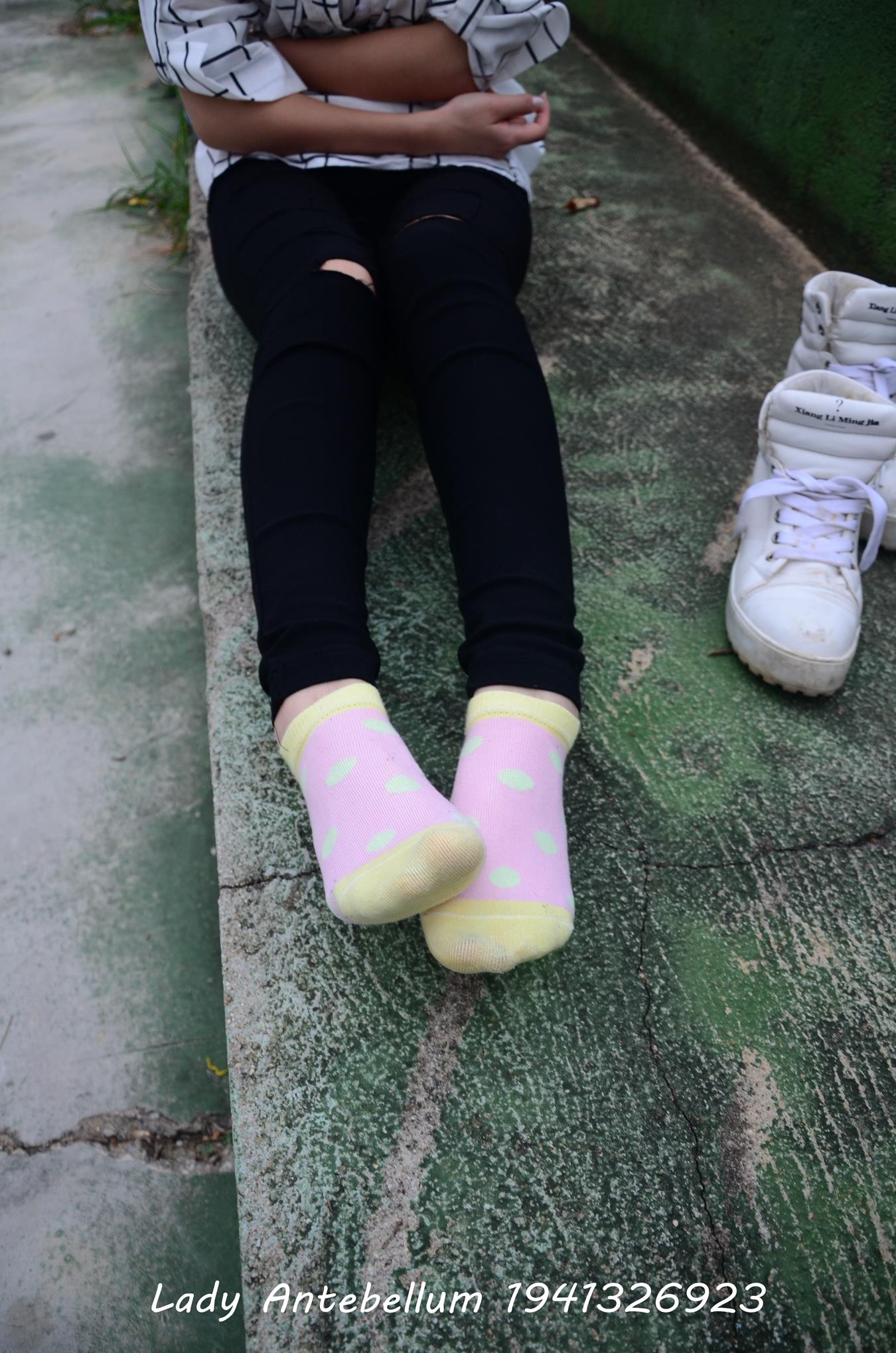 图片[53]-[战前女神] 美腿美足精品摄影套图 042 [100P] – 速更版-美库