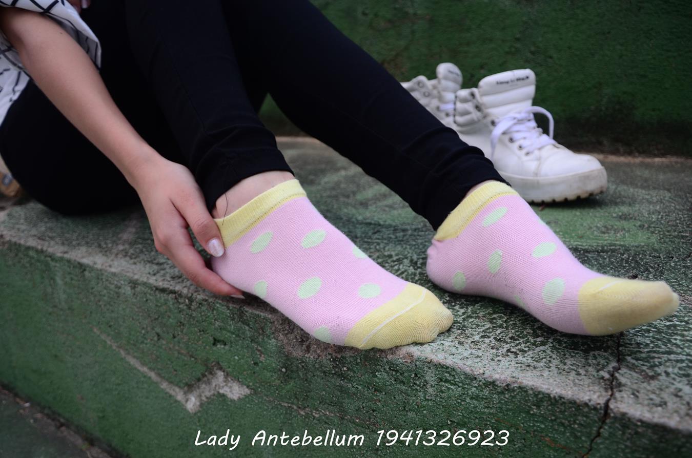 图片[60]-[战前女神] 美腿美足精品摄影套图 042 [100P] – 速更版-美库