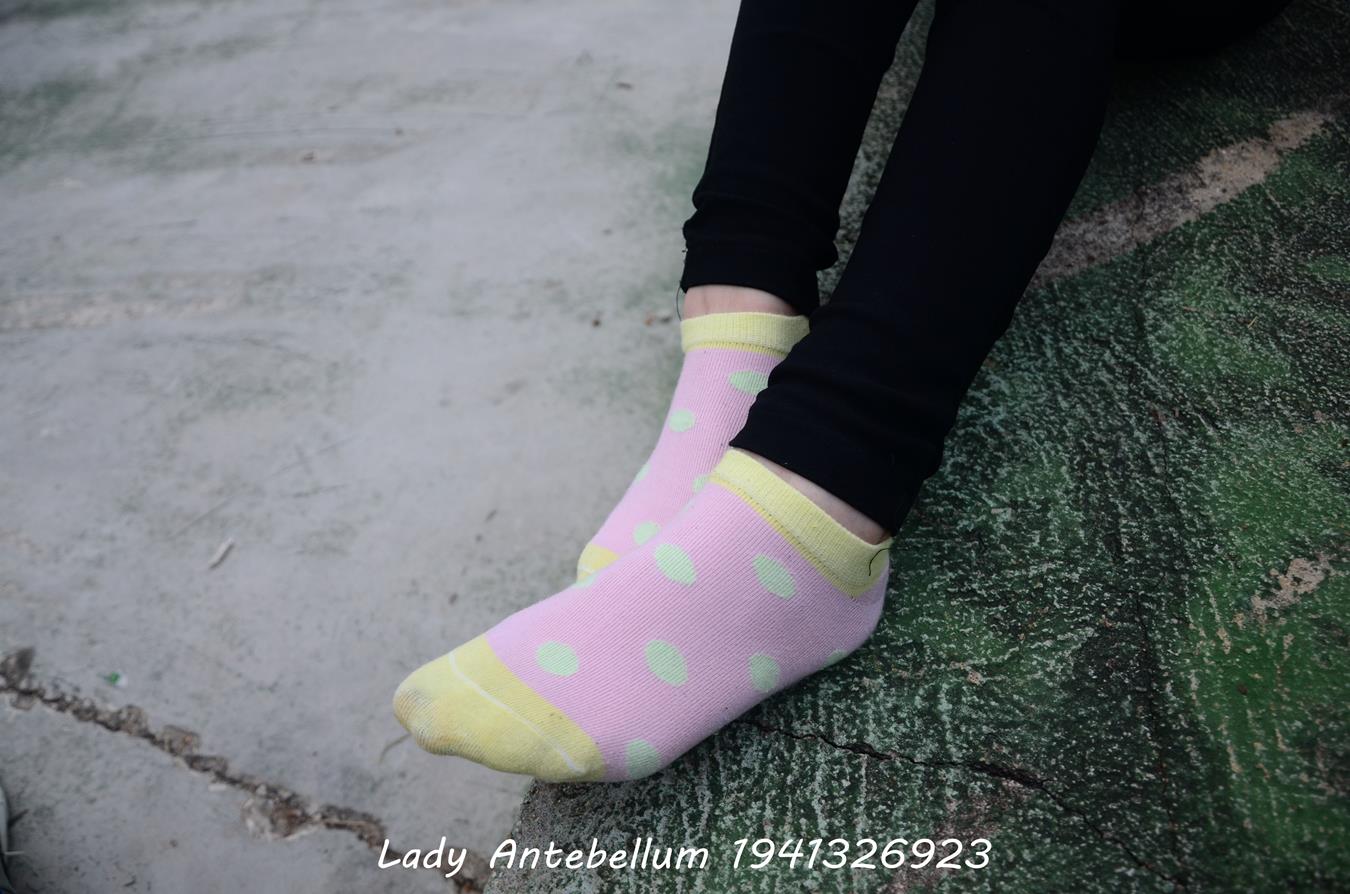 图片[65]-[战前女神] 美腿美足精品摄影套图 042 [100P] – 速更版-美库