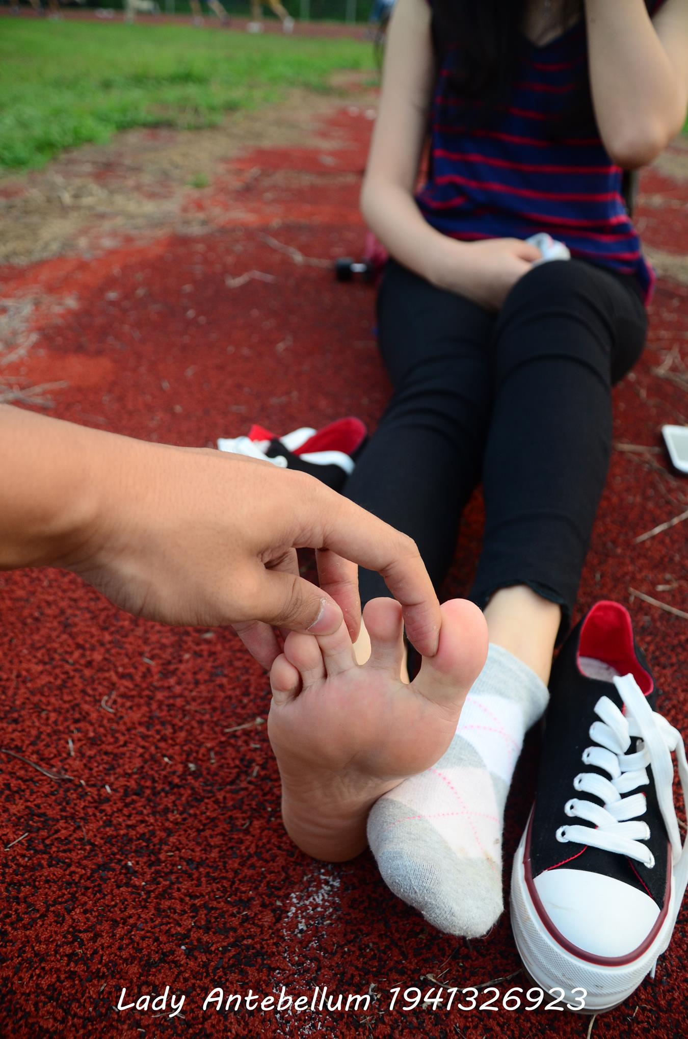 图片[72]-[战前女神] 美腿美足精品摄影套图 041 [92P] – 速更版-美库