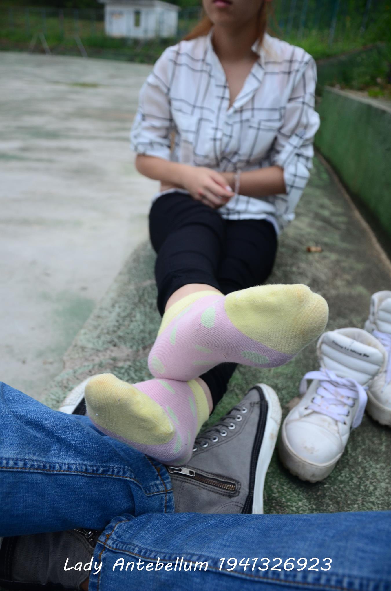 图片[72]-[战前女神] 美腿美足精品摄影套图 042 [100P] – 速更版-美库