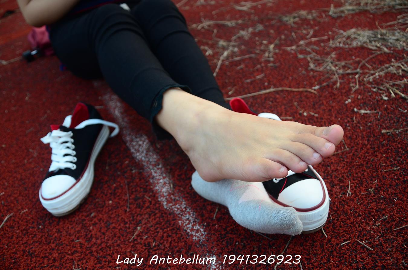 图片[80]-[战前女神] 美腿美足精品摄影套图 041 [92P] – 速更版-美库