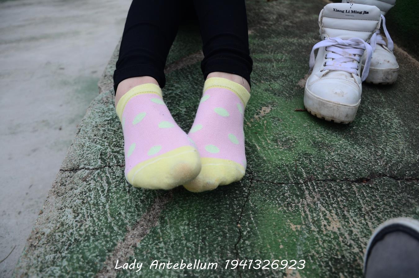 图片[83]-[战前女神] 美腿美足精品摄影套图 042 [100P] – 速更版-美库