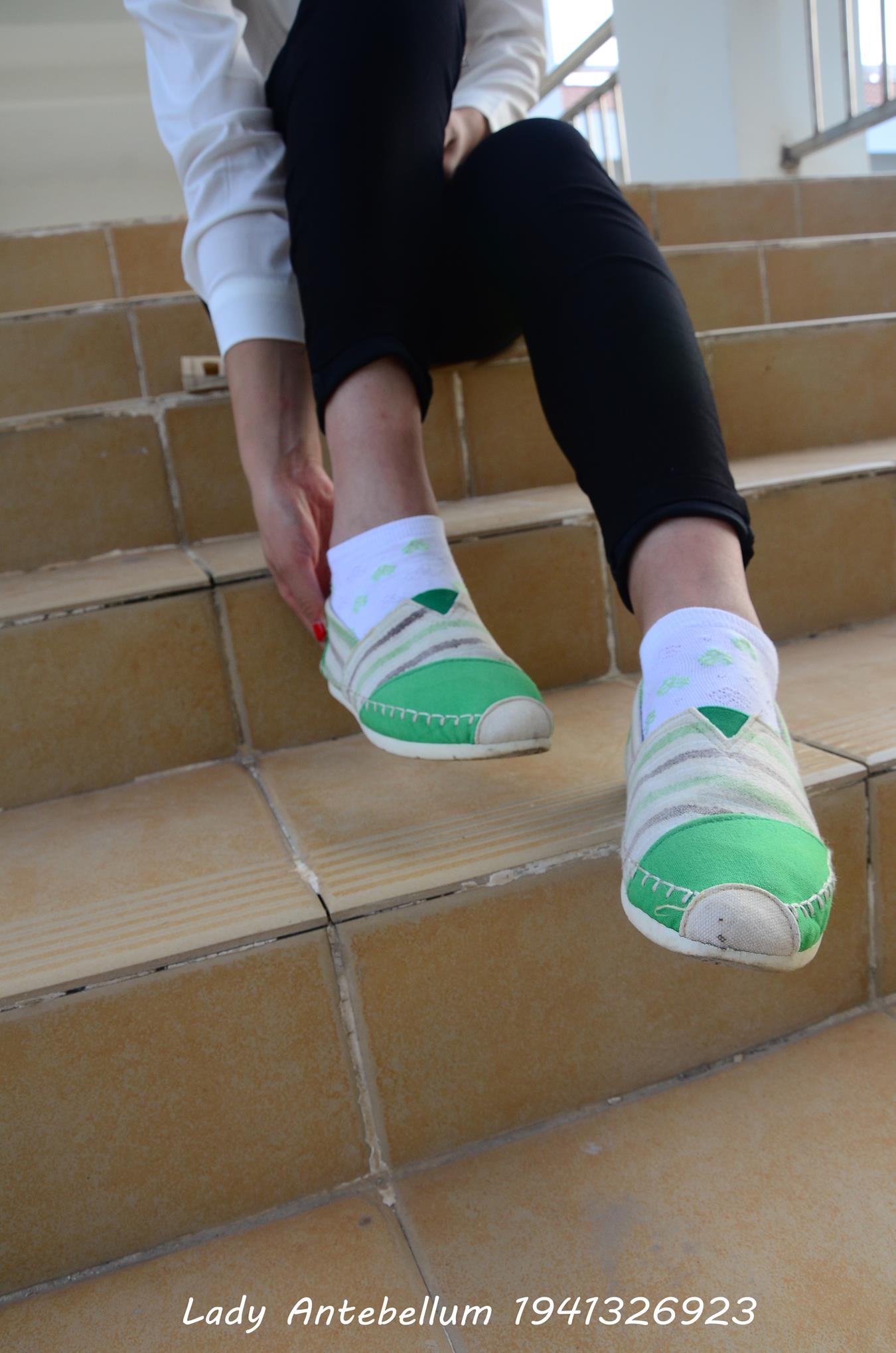 图片[117]-[战前女神] 美腿美足精品摄影套图 040 [117P] – 速更版-美库