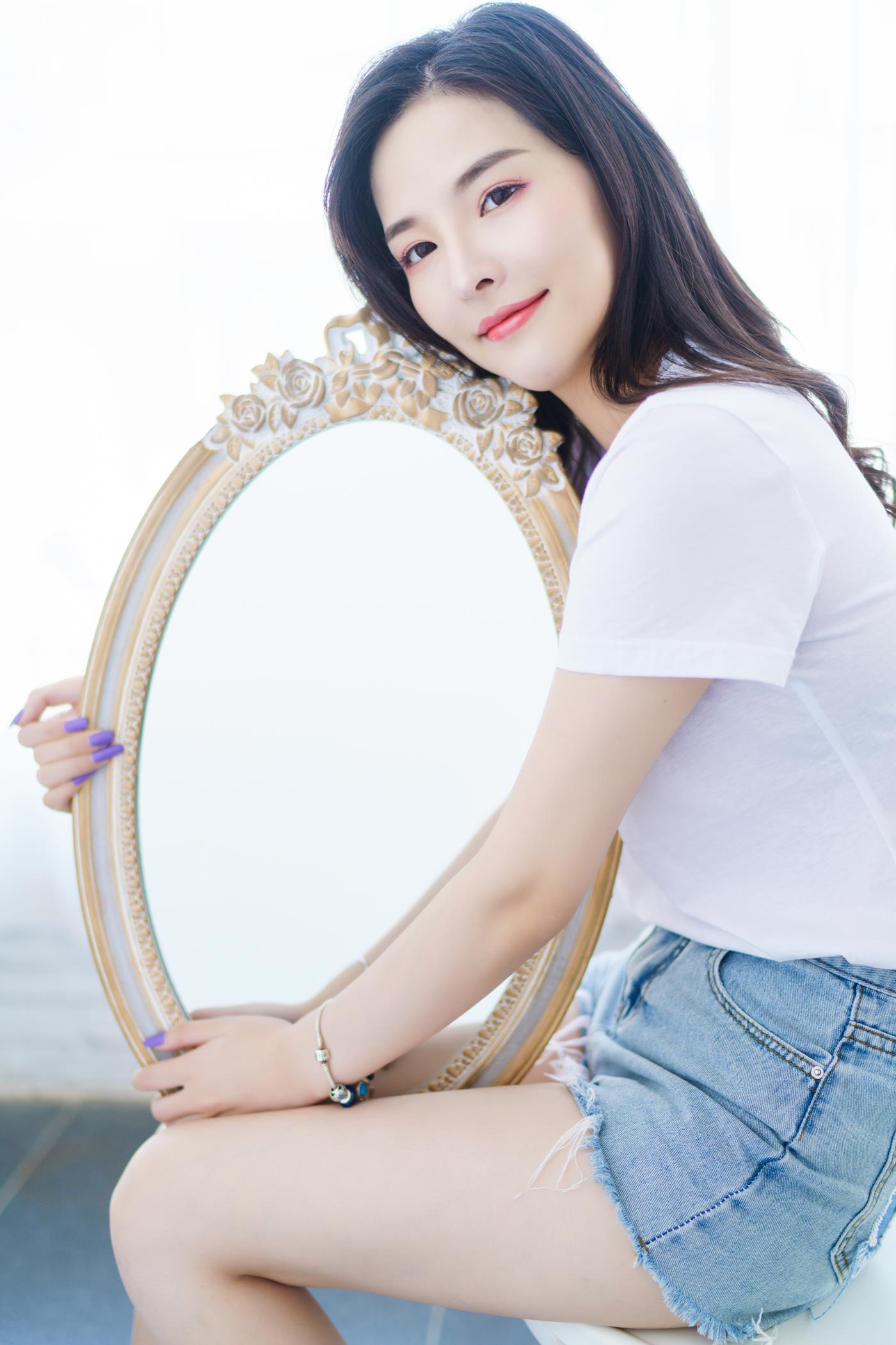 图片[12]-[YITUYU艺图语] 2022.02.08 大长腿女孩的私房照 小容 [30P] – 速更版-美库