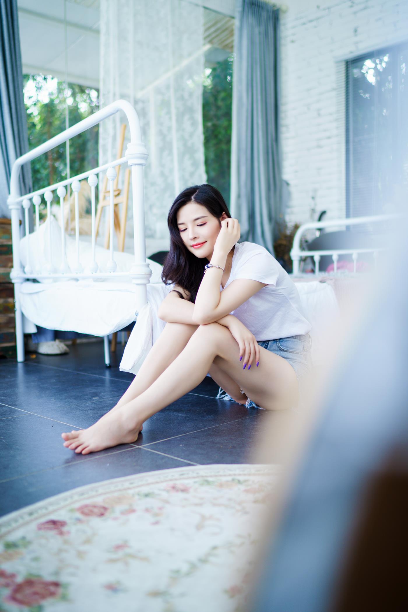 图片[15]-[YITUYU艺图语] 2022.02.08 大长腿女孩的私房照 小容 [30P] – 速更版-美库