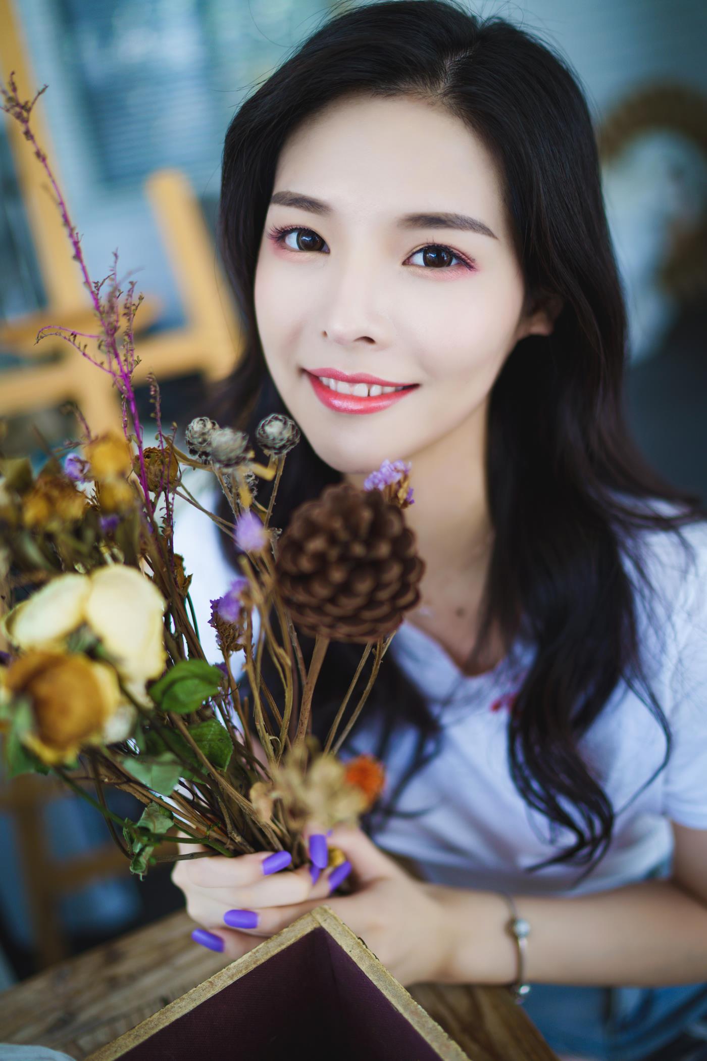 图片[23]-[YITUYU艺图语] 2022.02.08 大长腿女孩的私房照 小容 [30P] – 速更版-美库