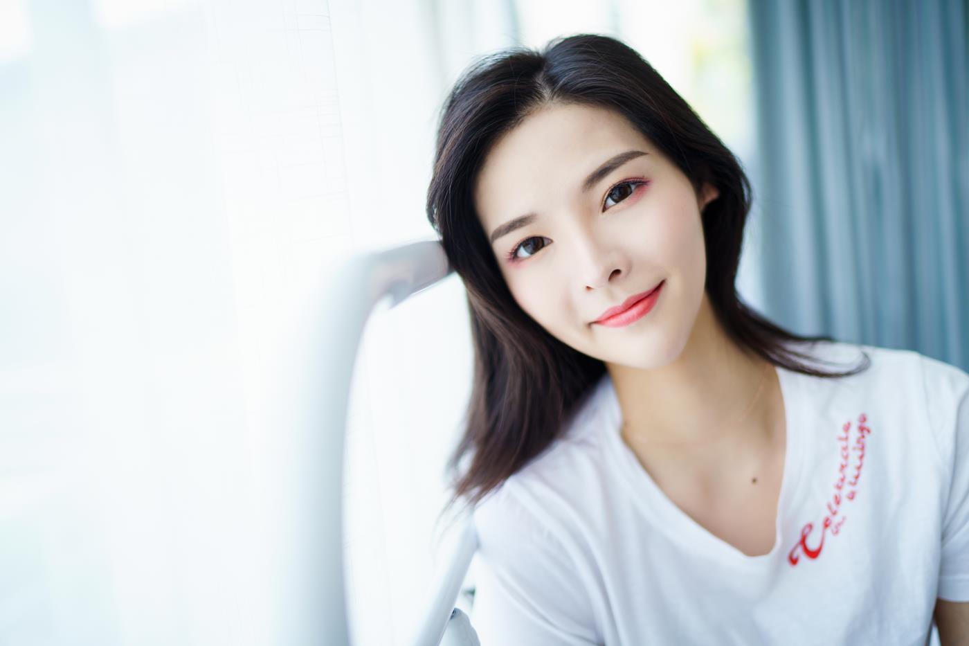 图片[25]-[YITUYU艺图语] 2022.02.08 大长腿女孩的私房照 小容 [30P] – 速更版-美库