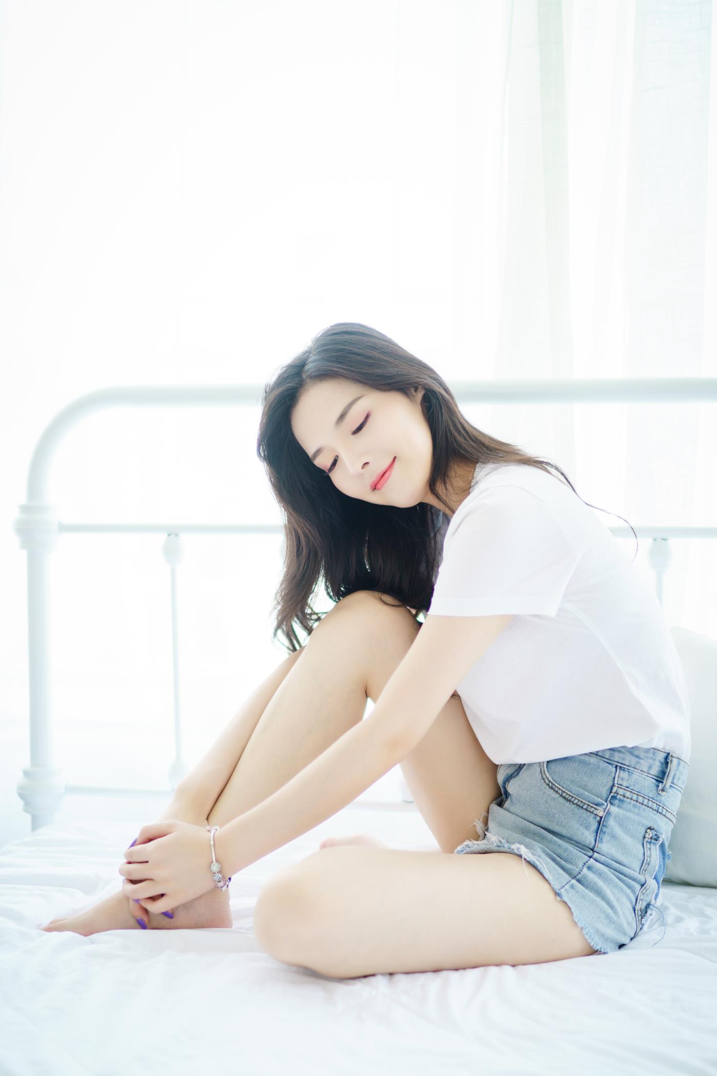 图片[26]-[YITUYU艺图语] 2022.02.08 大长腿女孩的私房照 小容 [30P] – 速更版-美库