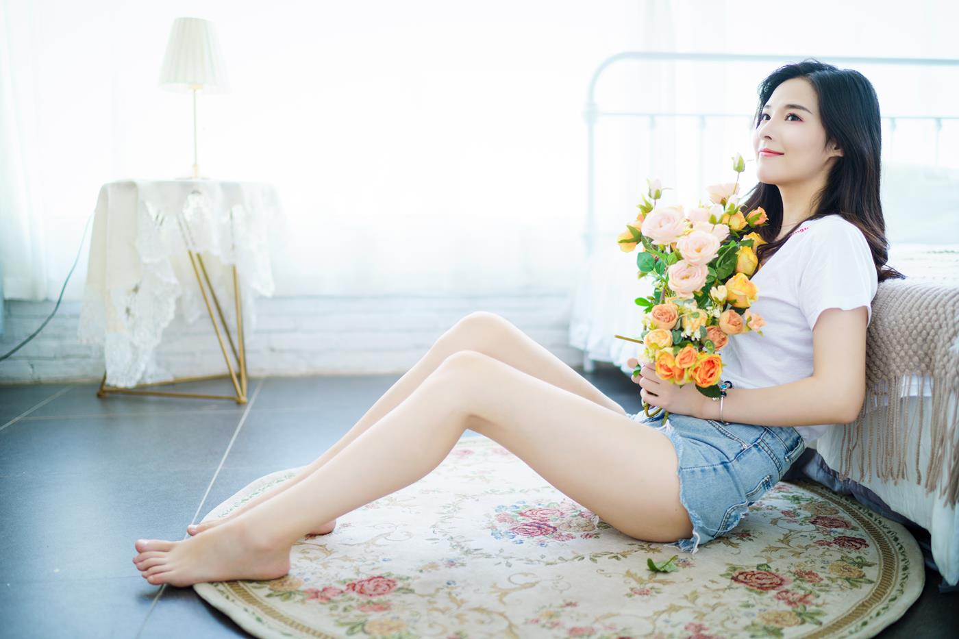 图片[30]-[YITUYU艺图语] 2022.02.08 大长腿女孩的私房照 小容 [30P] – 速更版-美库