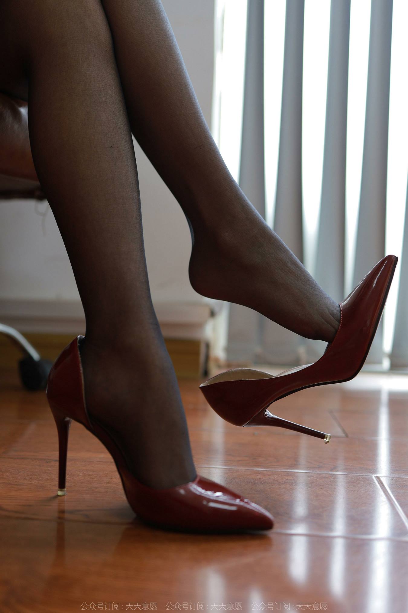 图片[42]-[IESS异思趣向] 2022.07.06 丝享家1139：婉萍《嘿丝办公室》[90P] – 速更版-美库