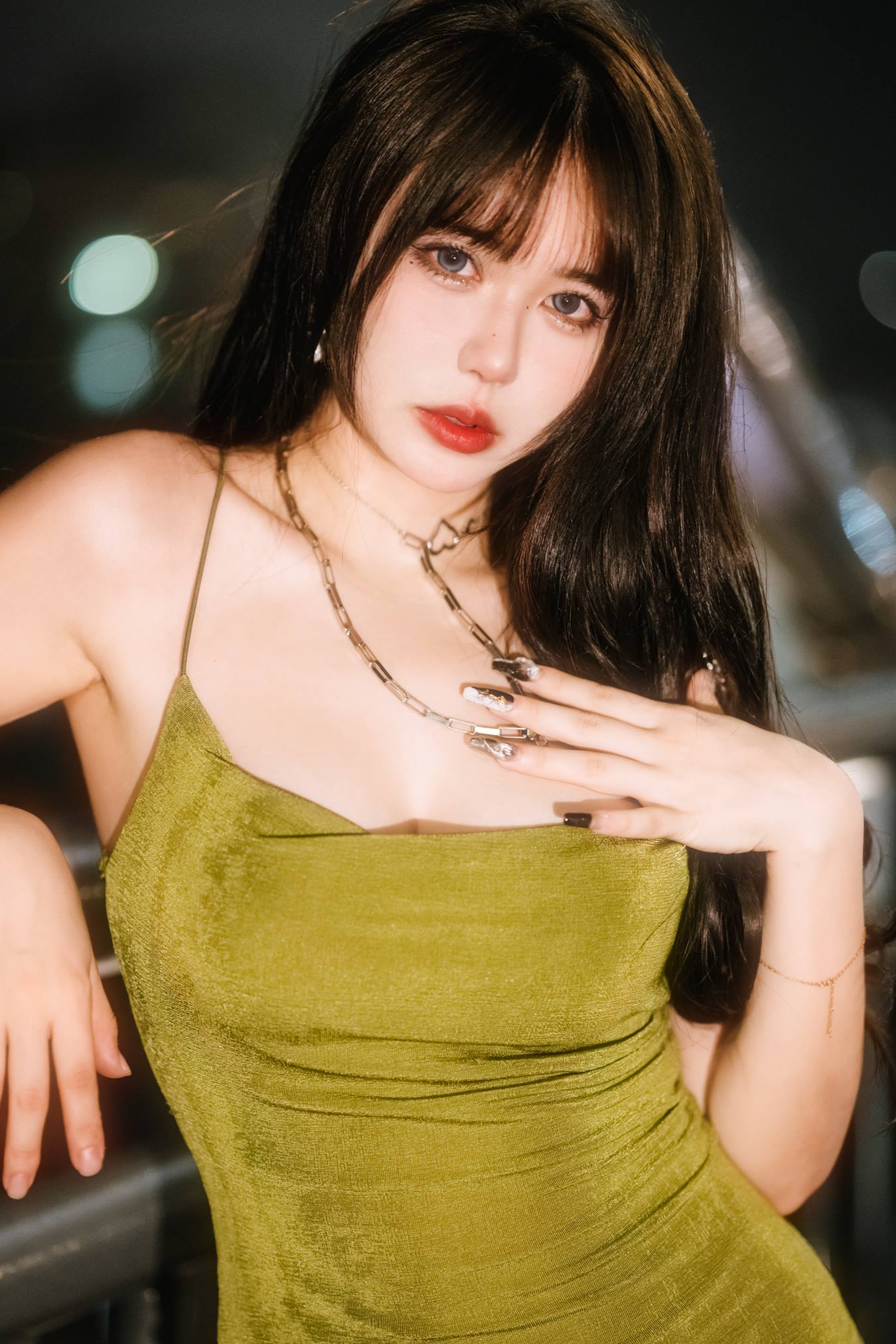 图片[25]-Tina很妖孽呀 – 绿色连衣裙[35P] – 速更版-美库