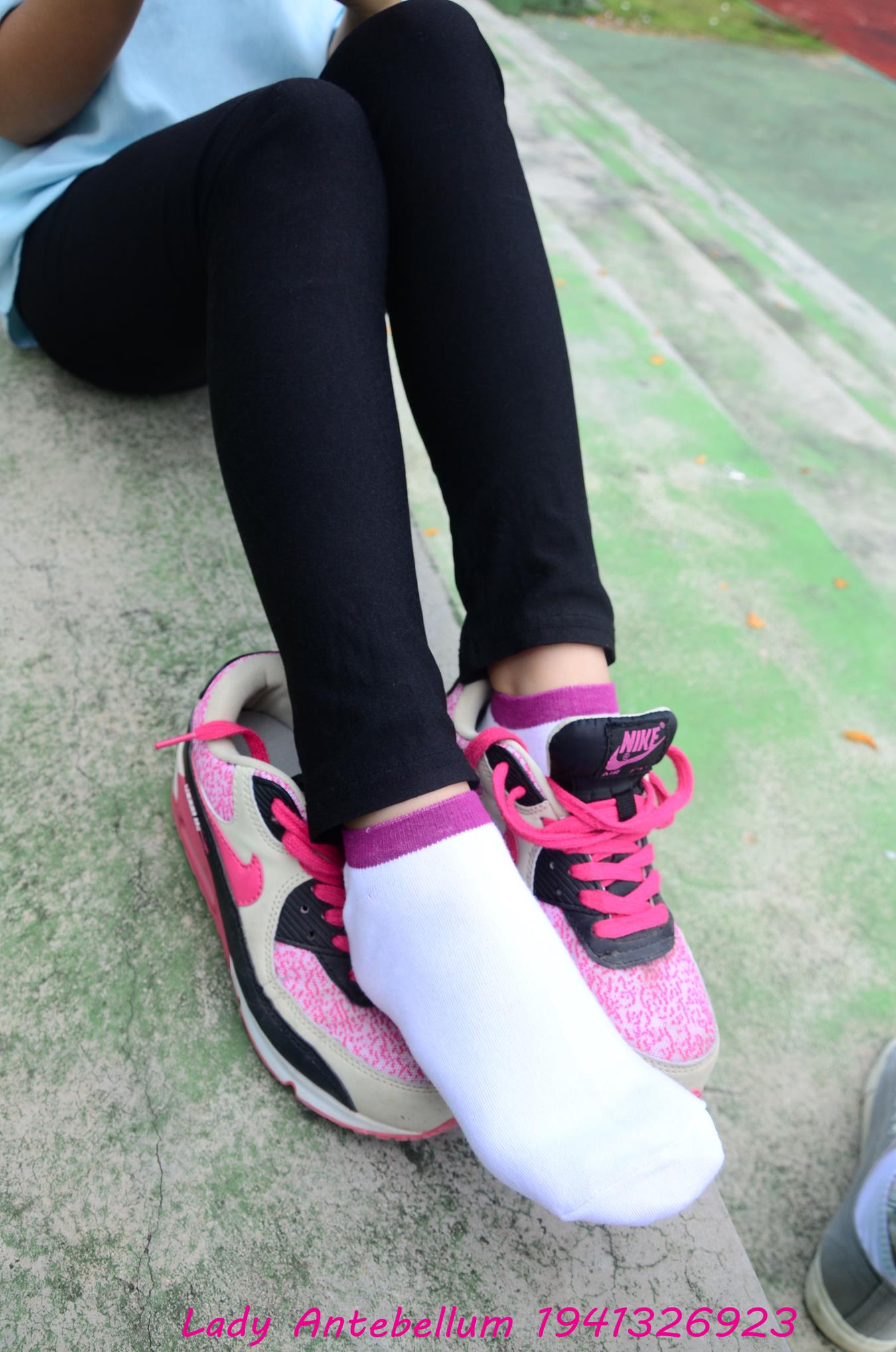 图片[38]-[战前女神] 美腿美足精品摄影套图 045 [82P] – 速更版-美库