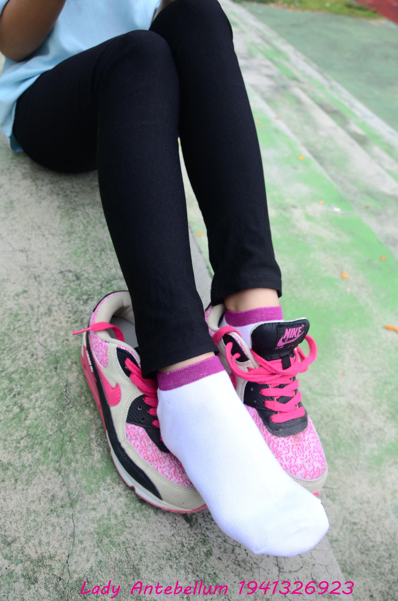 图片[39]-[战前女神] 美腿美足精品摄影套图 045 [82P] – 速更版-美库