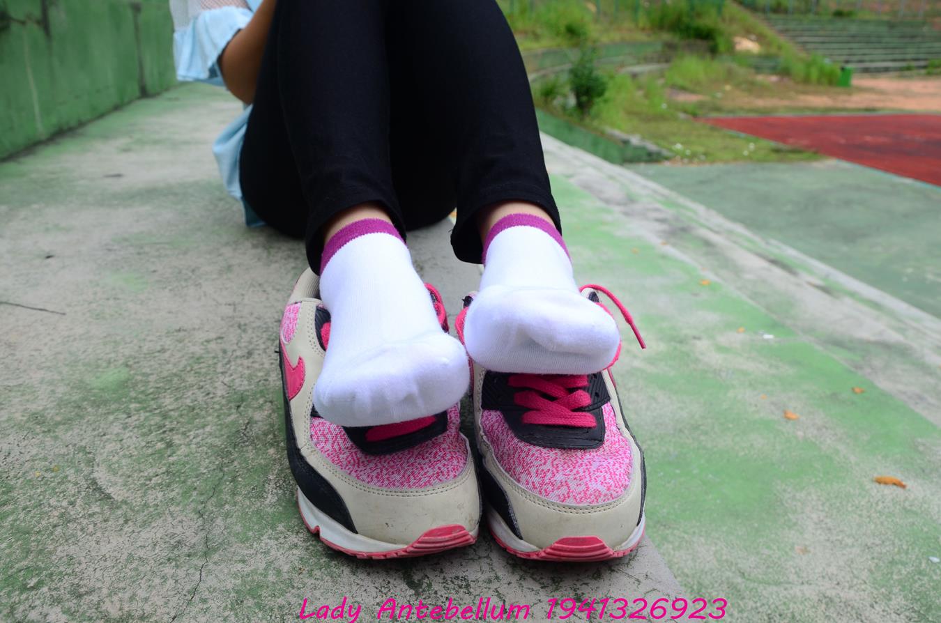 图片[43]-[战前女神] 美腿美足精品摄影套图 045 [82P] – 速更版-美库