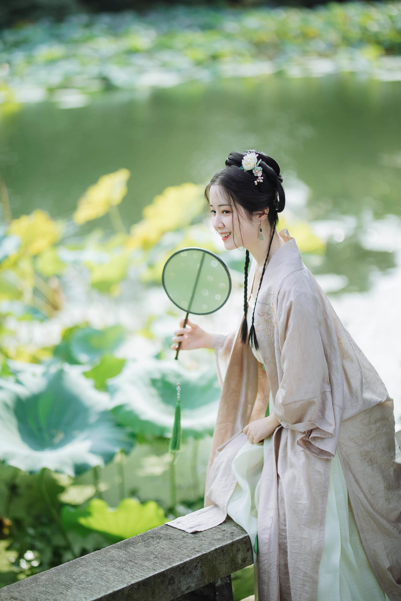 图片[19]-[YITUYU艺图语] 2022.02.09 荷叶五寸荷花娇 罗熙 [19P] – 速更版-美库