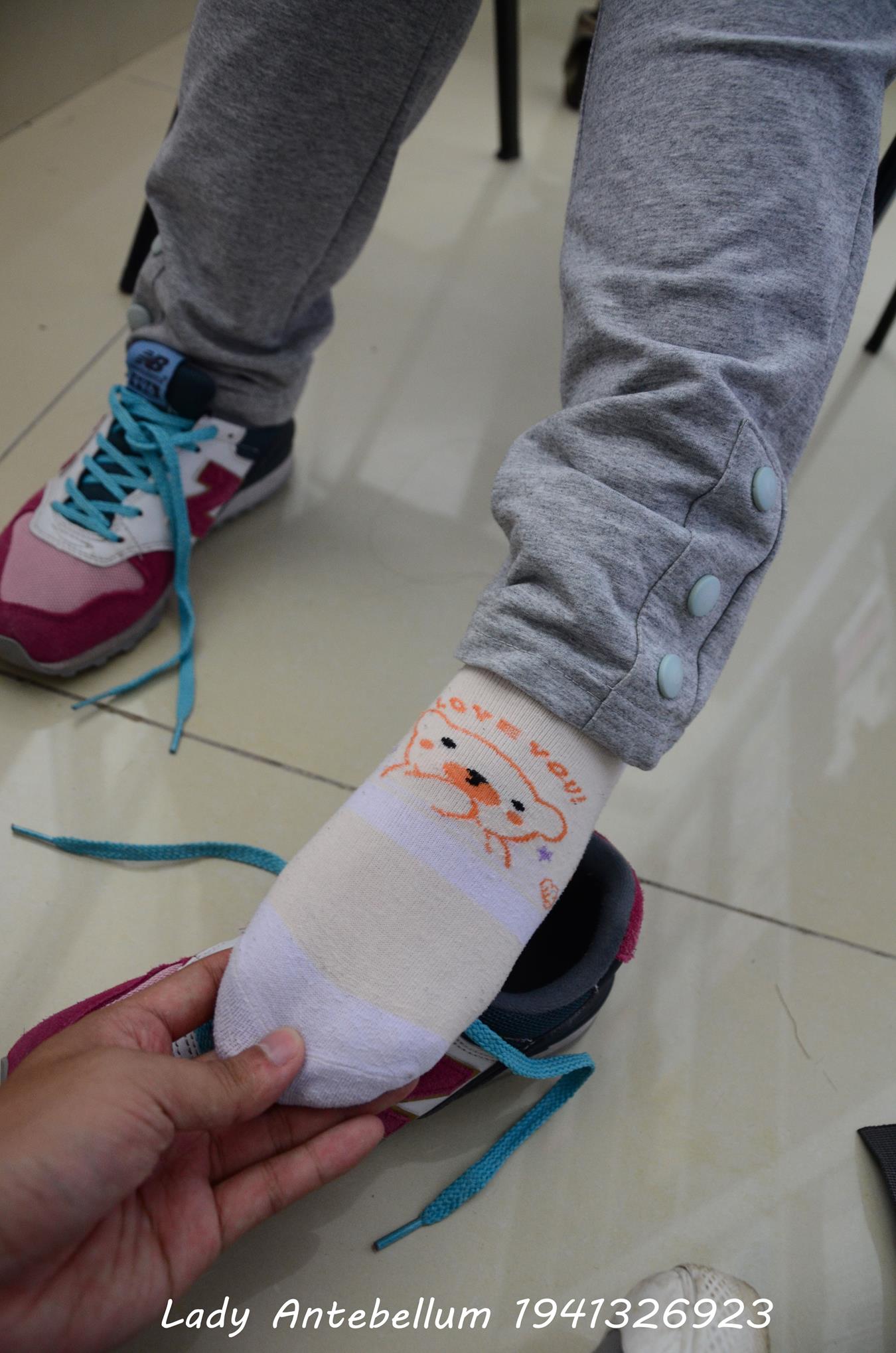 图片[13]-[战前女神] 美腿美足精品摄影套图 048 [71P] – 速更版-美库