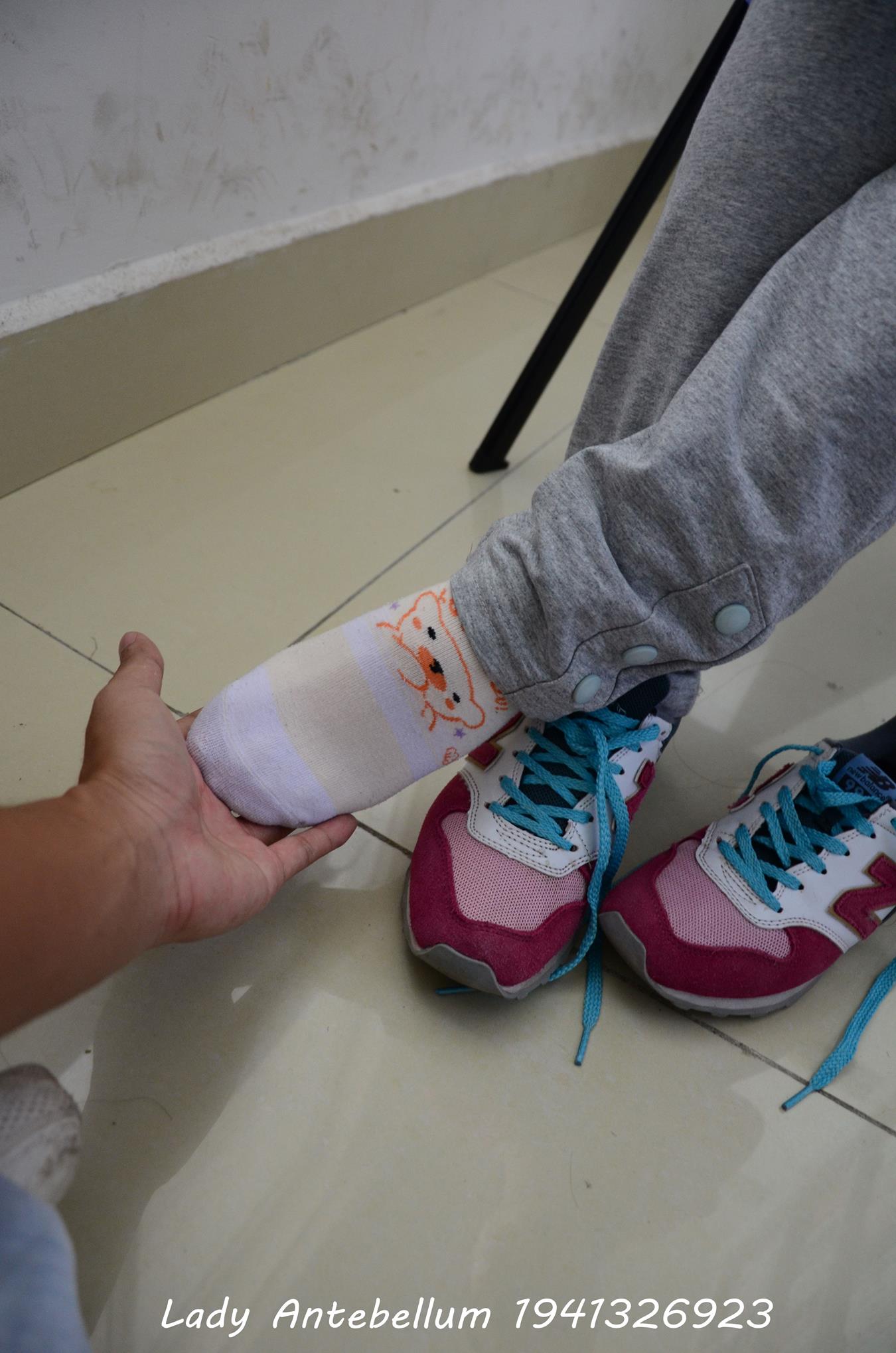 图片[14]-[战前女神] 美腿美足精品摄影套图 048 [71P] – 速更版-美库