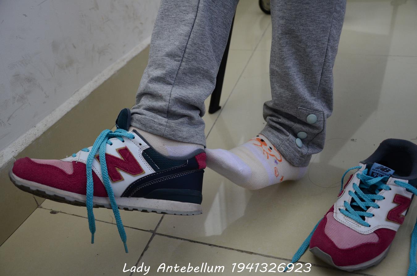 图片[18]-[战前女神] 美腿美足精品摄影套图 048 [71P] – 速更版-美库