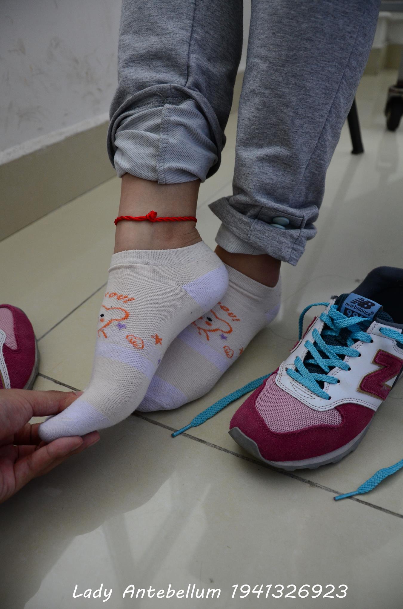 图片[30]-[战前女神] 美腿美足精品摄影套图 048 [71P] – 速更版-美库