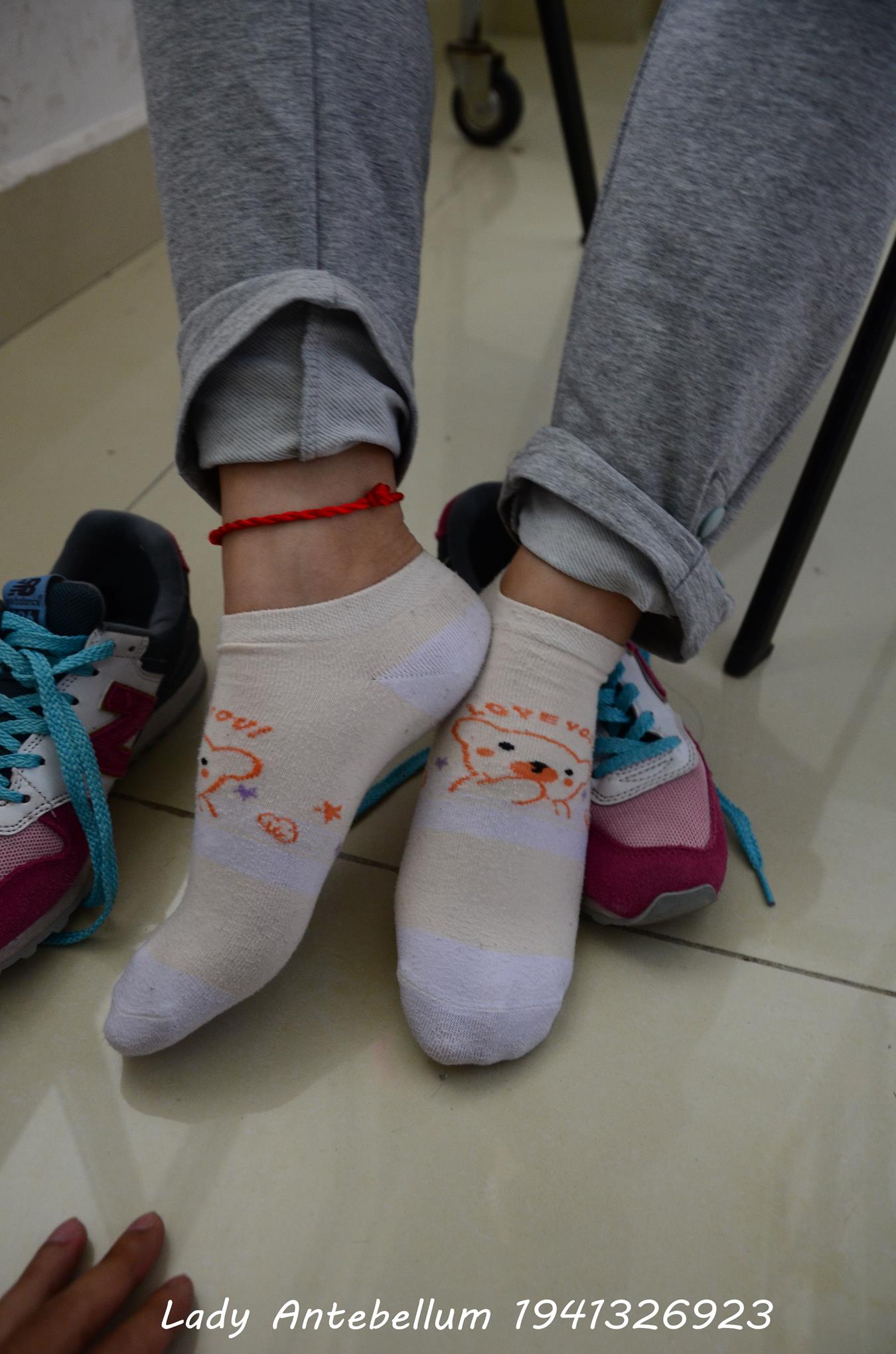 图片[47]-[战前女神] 美腿美足精品摄影套图 048 [71P] – 速更版-美库