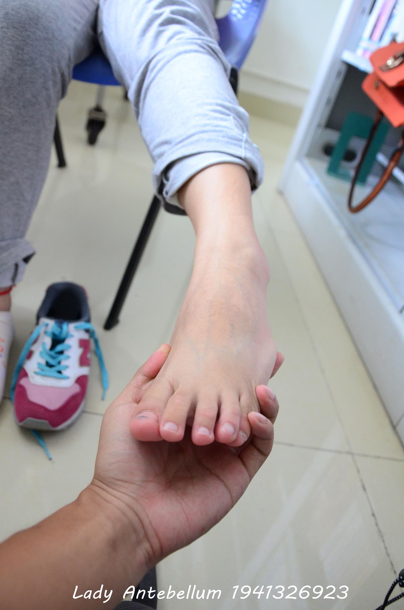 图片[53]-[战前女神] 美腿美足精品摄影套图 048 [71P] – 速更版-美库