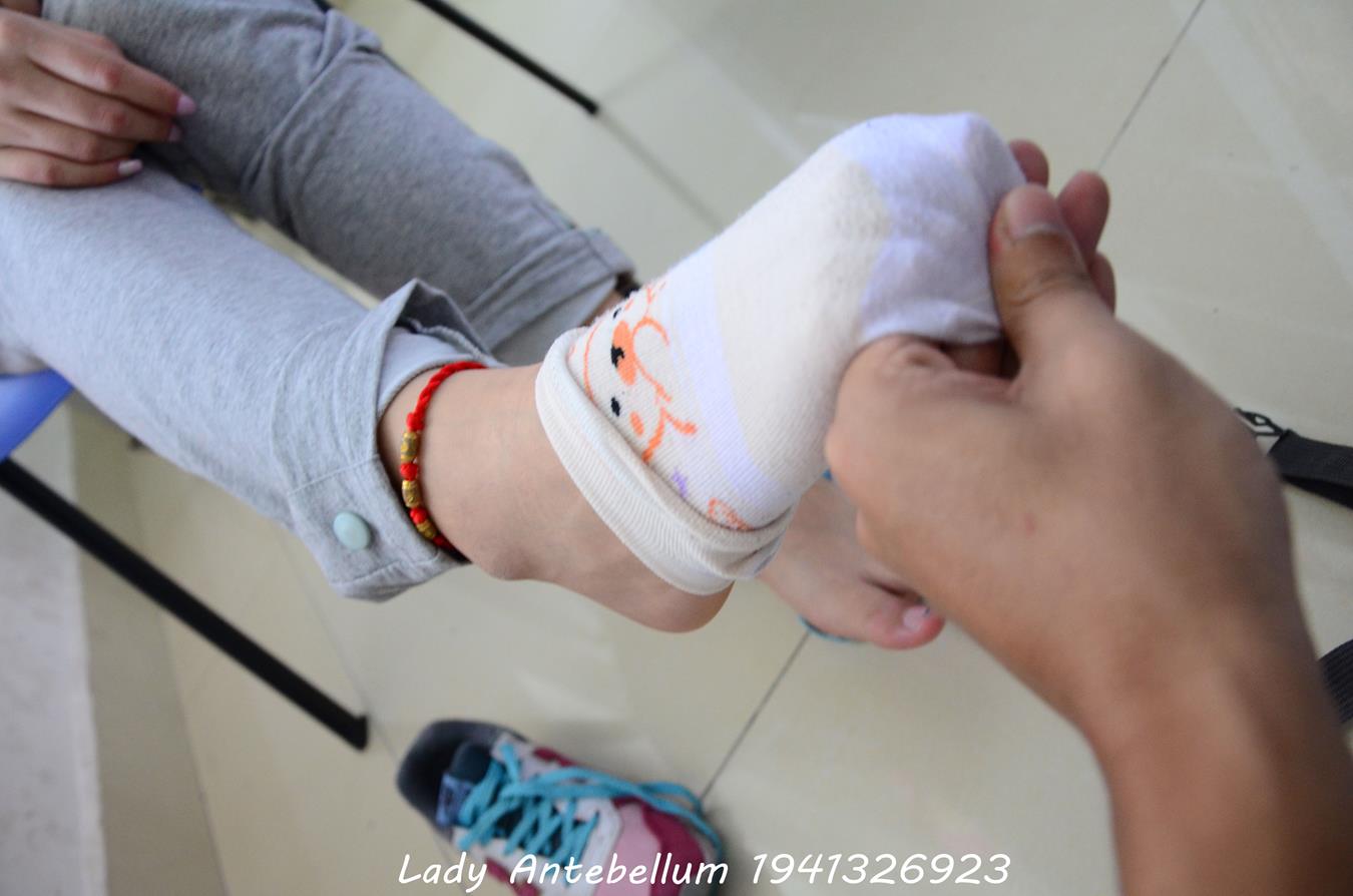 图片[58]-[战前女神] 美腿美足精品摄影套图 048 [71P] – 速更版-美库