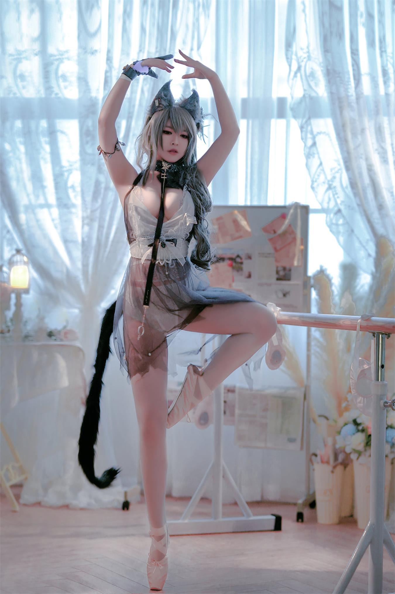 图片[18]-可爱人气Coser面饼仙儿&半半子 Arknights 黑x森蚺バレエ [52P] – 速更版-美库