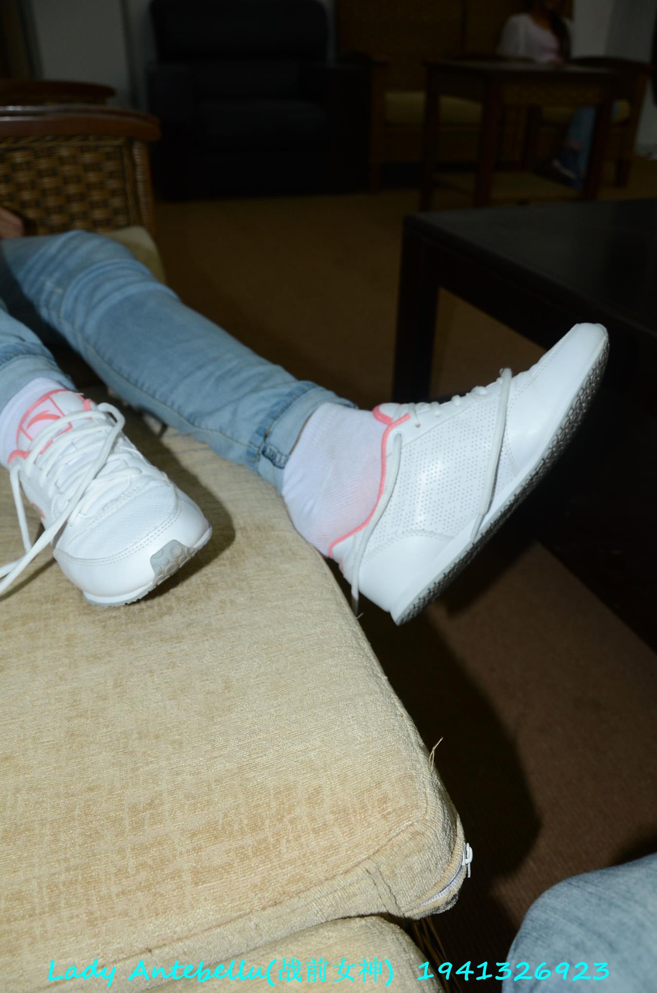 图片[37]-[战前女神] 美腿美足精品摄影套图 049 (1) [91P] – 速更版-美库