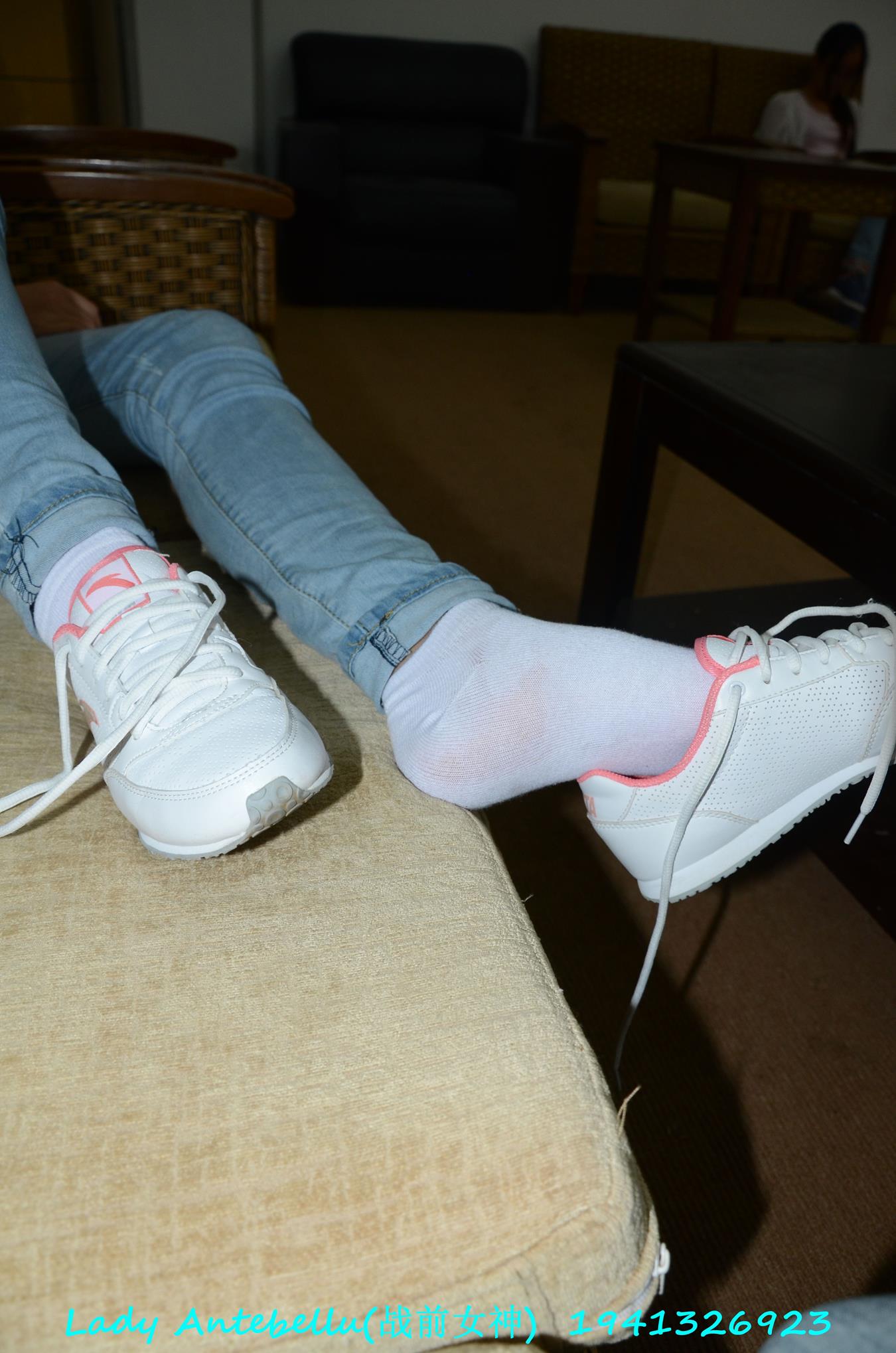 图片[42]-[战前女神] 美腿美足精品摄影套图 049 (1) [91P] – 速更版-美库