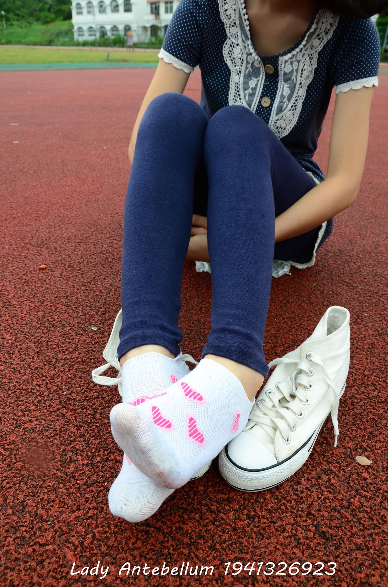 图片[21]-[战前女神] 美腿美足精品摄影套图 050 [117P] – 速更版-美库