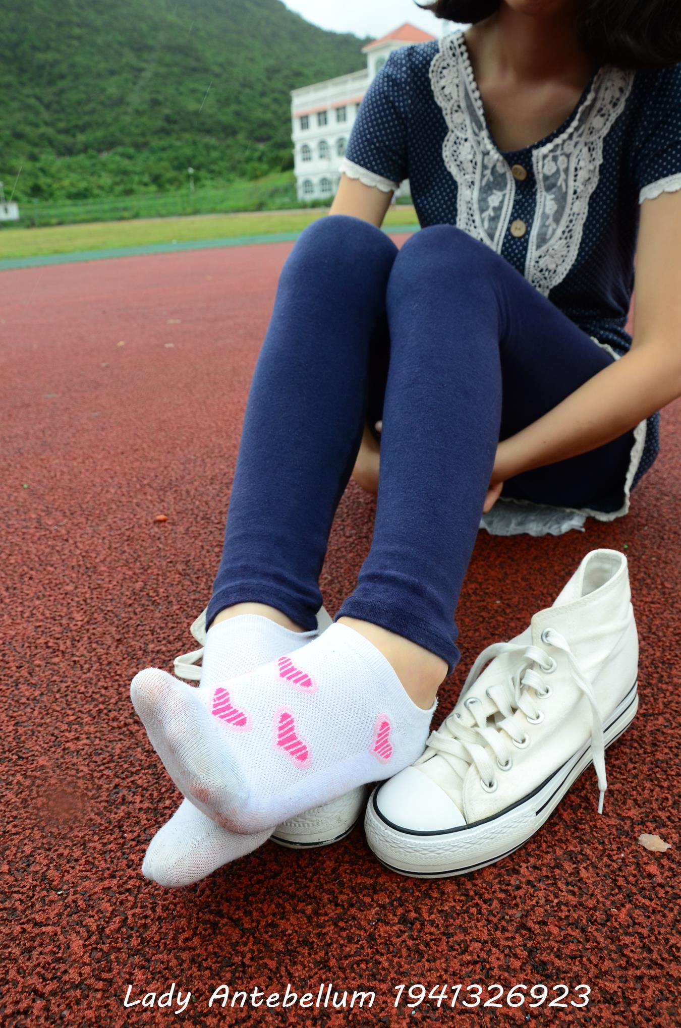 图片[22]-[战前女神] 美腿美足精品摄影套图 050 [117P] – 速更版-美库