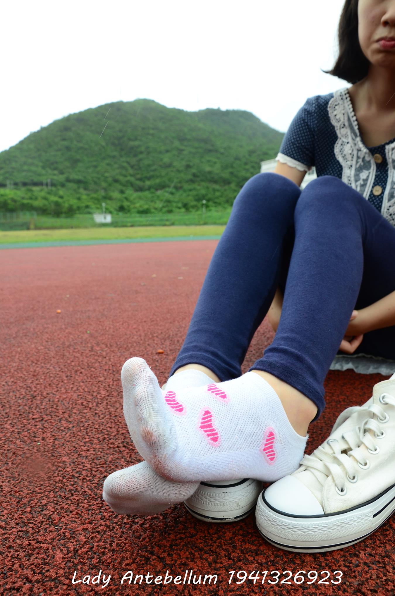 图片[23]-[战前女神] 美腿美足精品摄影套图 050 [117P] – 速更版-美库