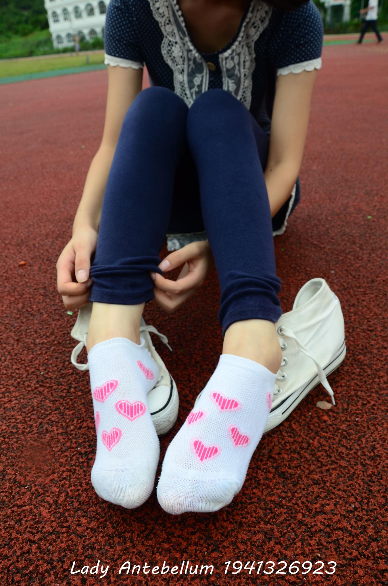 图片[27]-[战前女神] 美腿美足精品摄影套图 050 [117P] – 速更版-美库