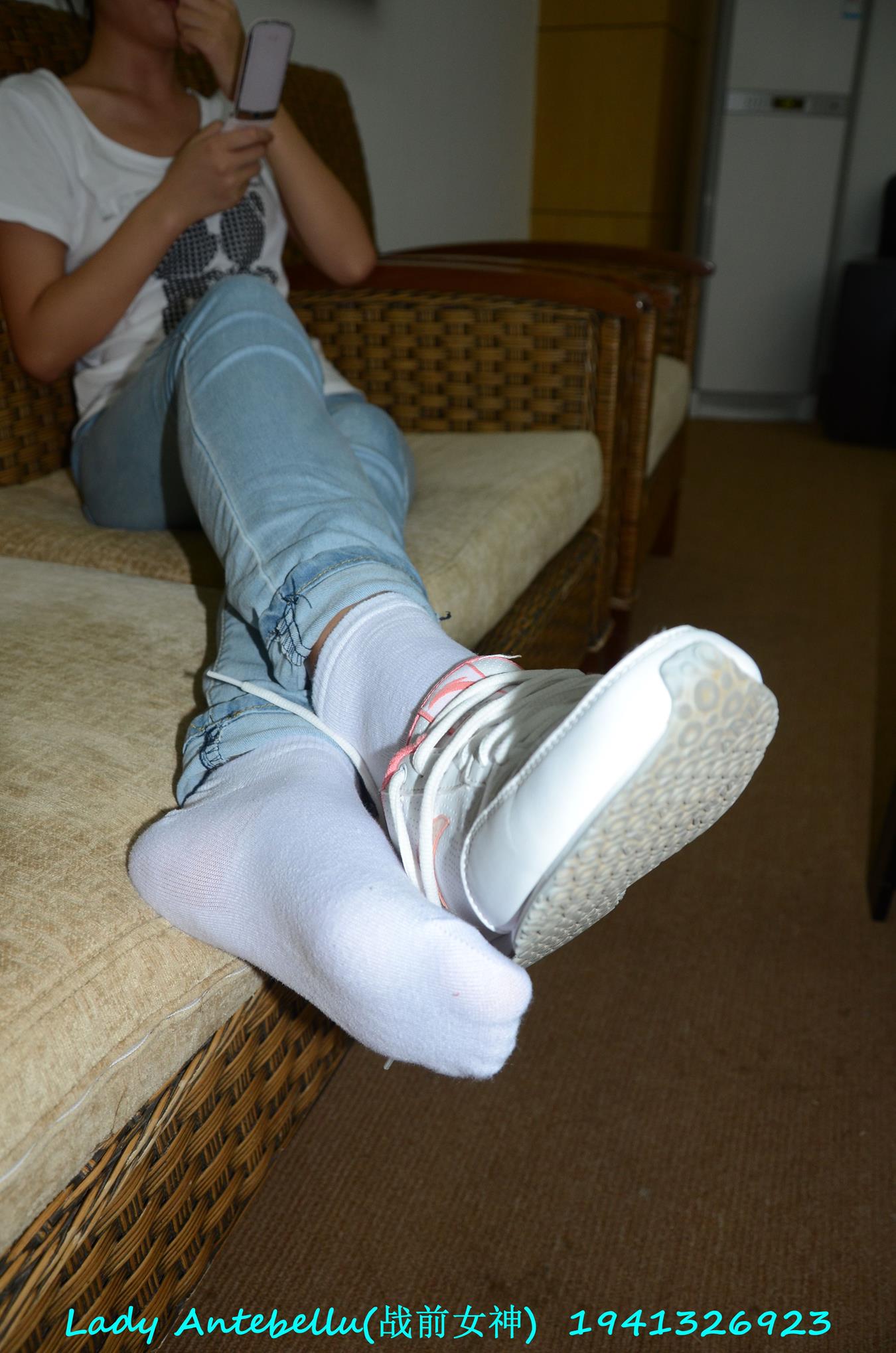 图片[60]-[战前女神] 美腿美足精品摄影套图 049 (1) [91P] – 速更版-美库