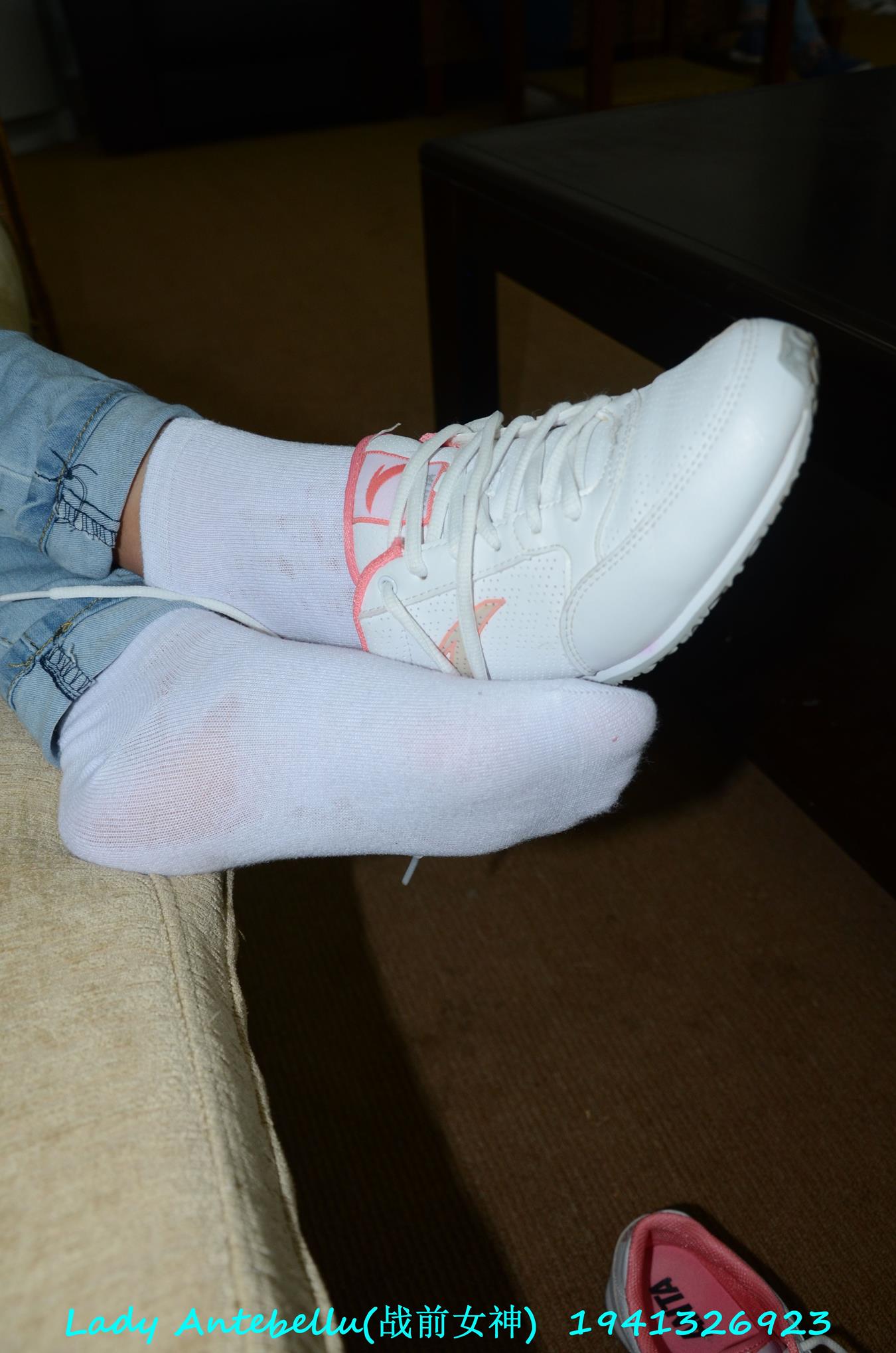 图片[61]-[战前女神] 美腿美足精品摄影套图 049 (1) [91P] – 速更版-美库